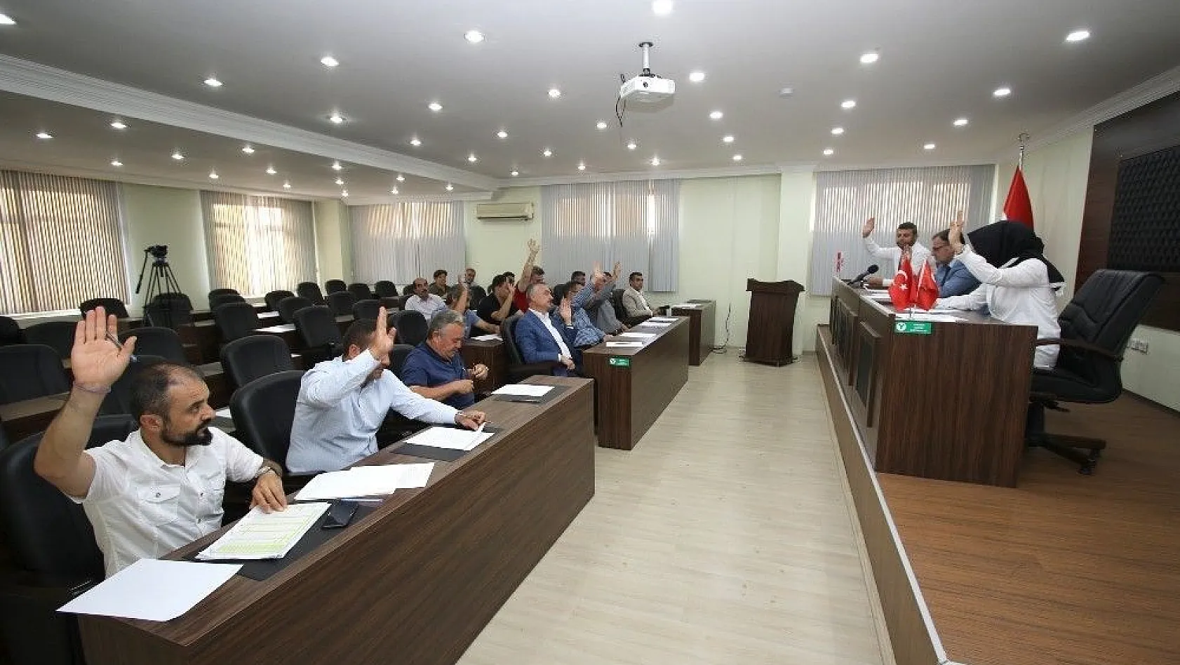 Hacılar Belediye Meclisi Ağustos Ayı Toplantısını Gerçekleştirdi
