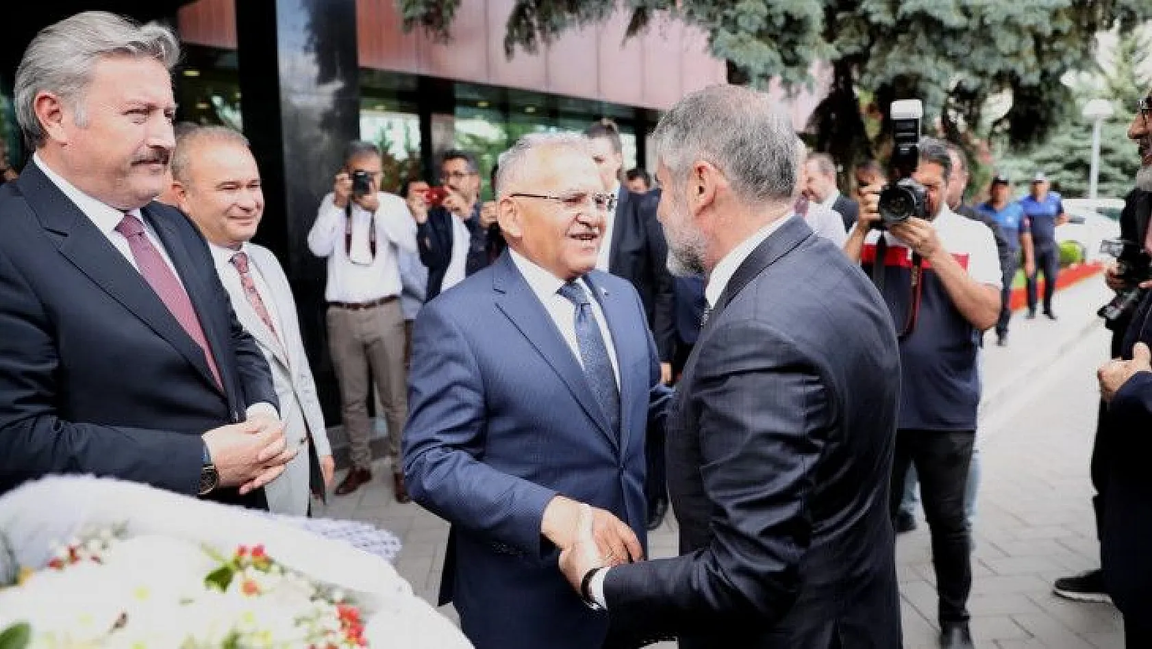 Bakan Nebati'den Başkan Büyükkılıç'a ziyaret