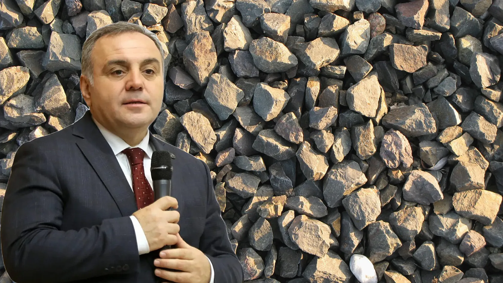Topladığı küçük taşlar Erciyes Üniversitesi Rektörü'nün hayatını değiştirdi!