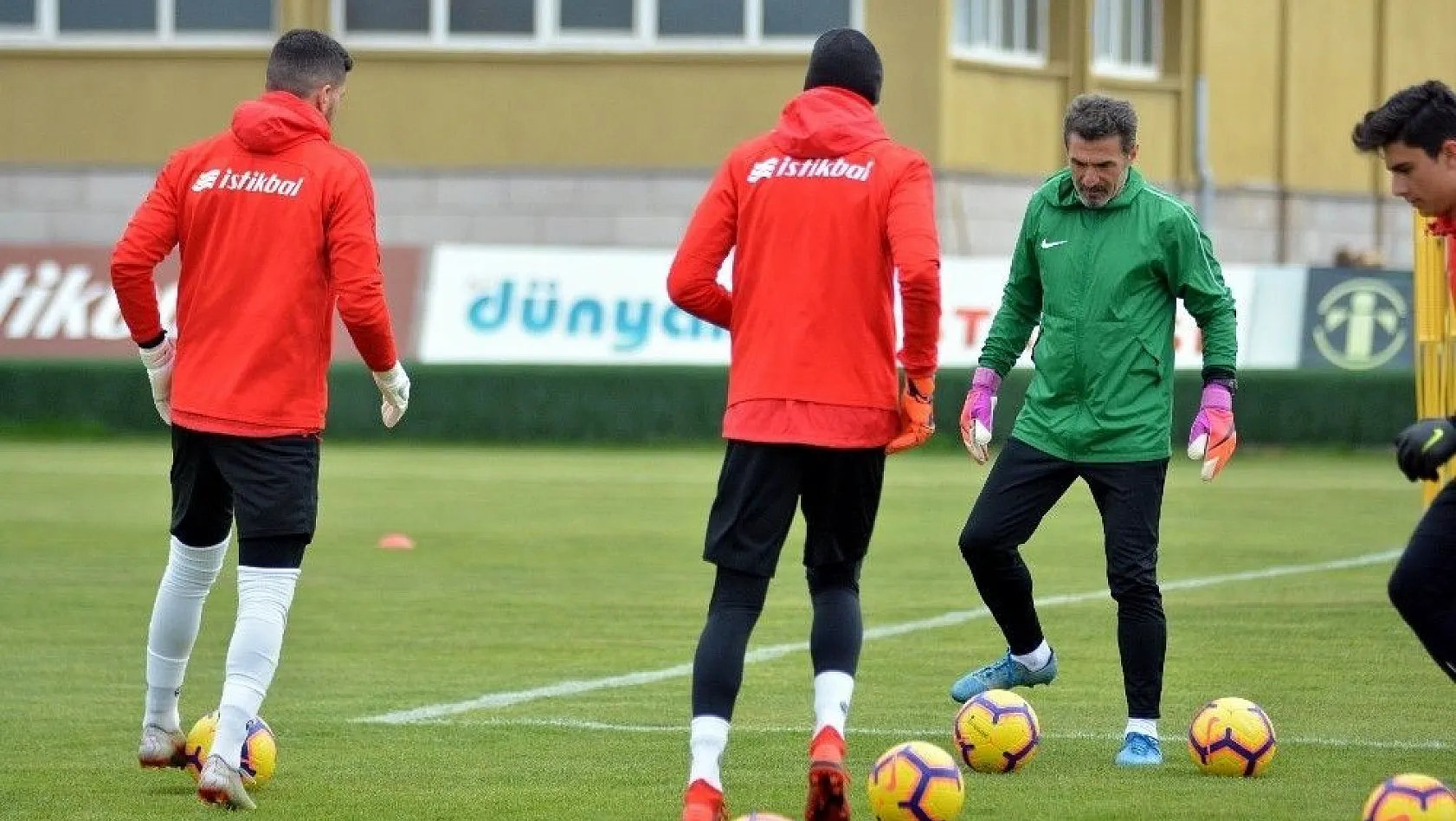 İM Kayserispor, Demir Grup Sivasspor maçının hazırlıklarını sürdürüyor