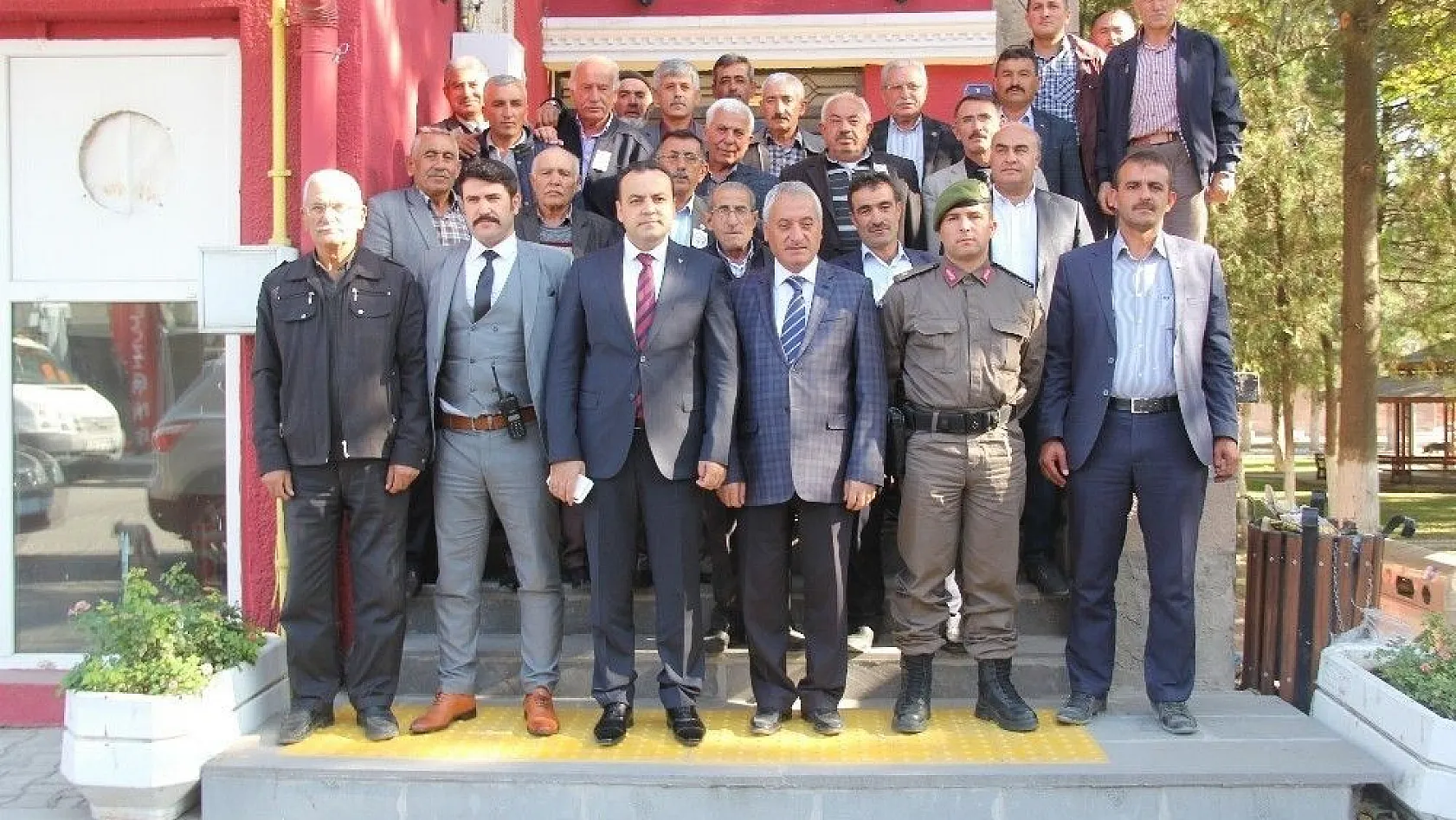 İncesu Belediye Başkanı Zekeriya Karayol Muhtarlar Gününde muhtarlarla bir araya geldi
