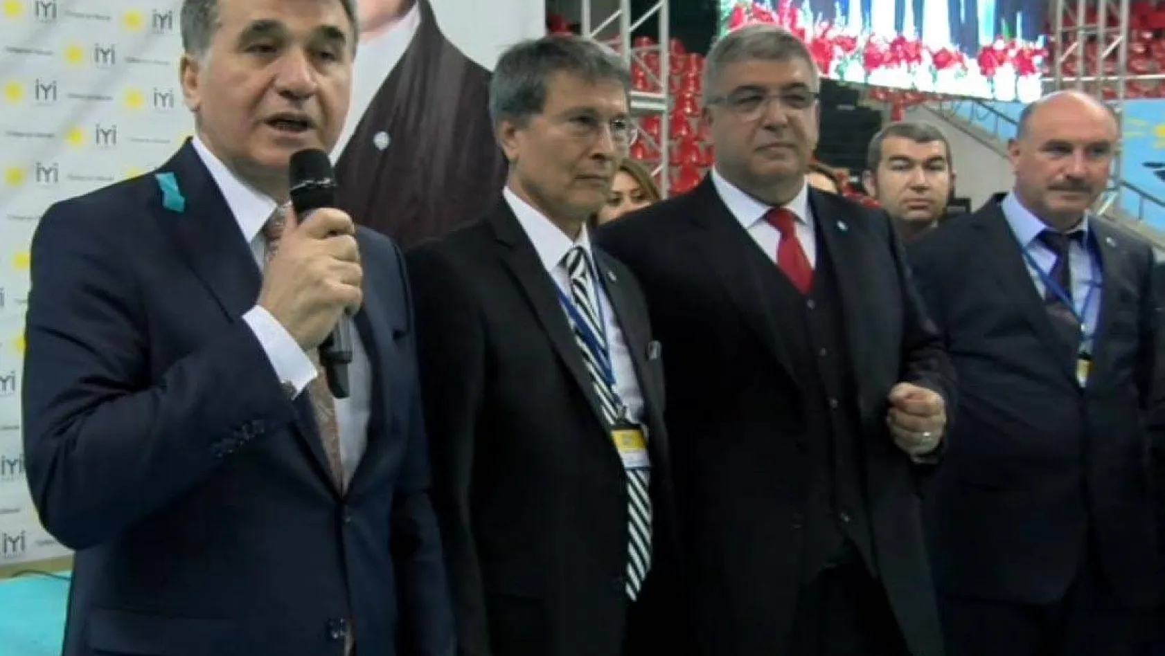 İYİ Parti Kayseri İl Başkanlığı'na Hüseyin Tekin yeniden seçildi