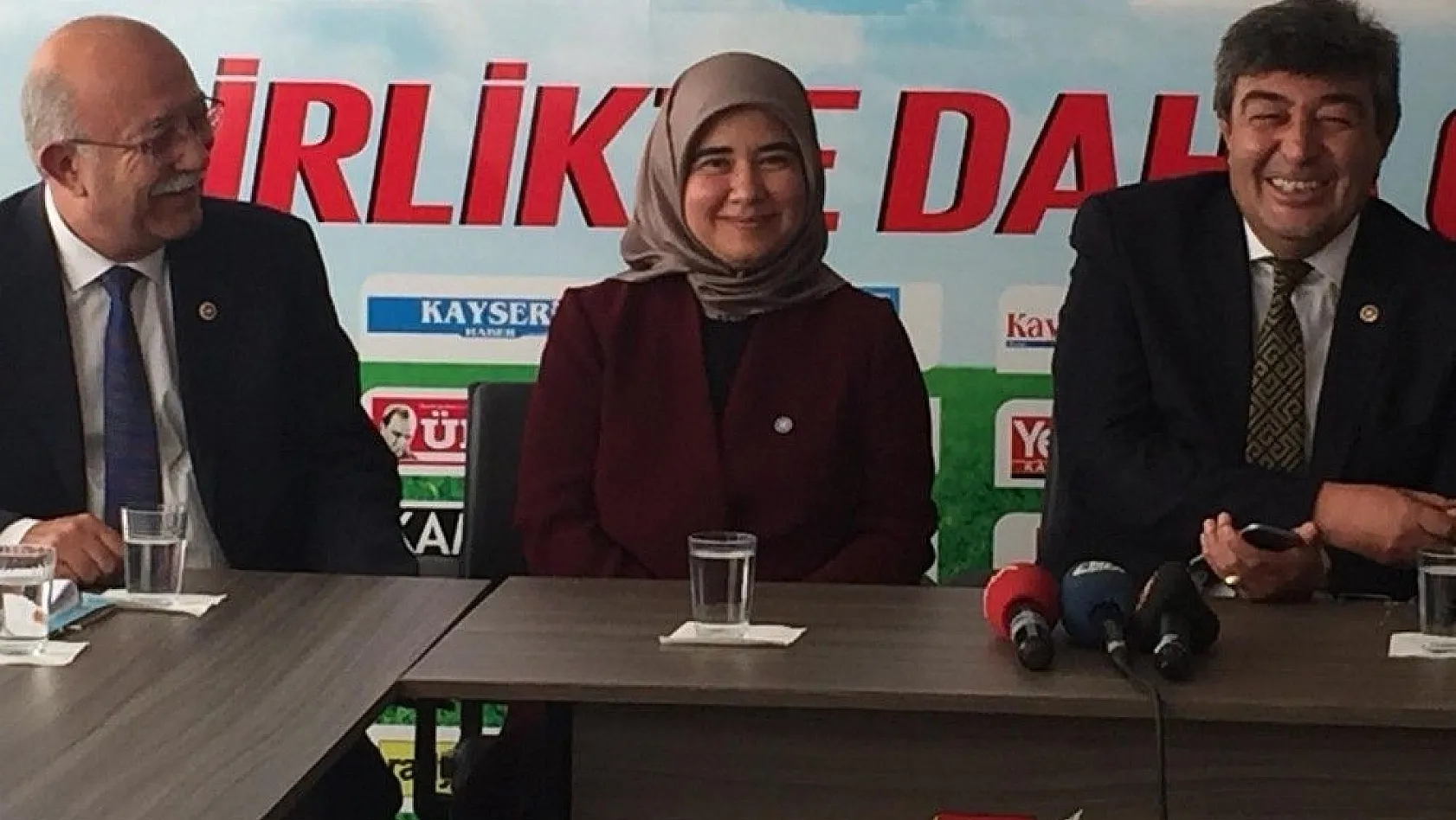 İYİ Parti heyeti Kayseri Gazeteciler Cemiyeti'ni ziyaret etti
