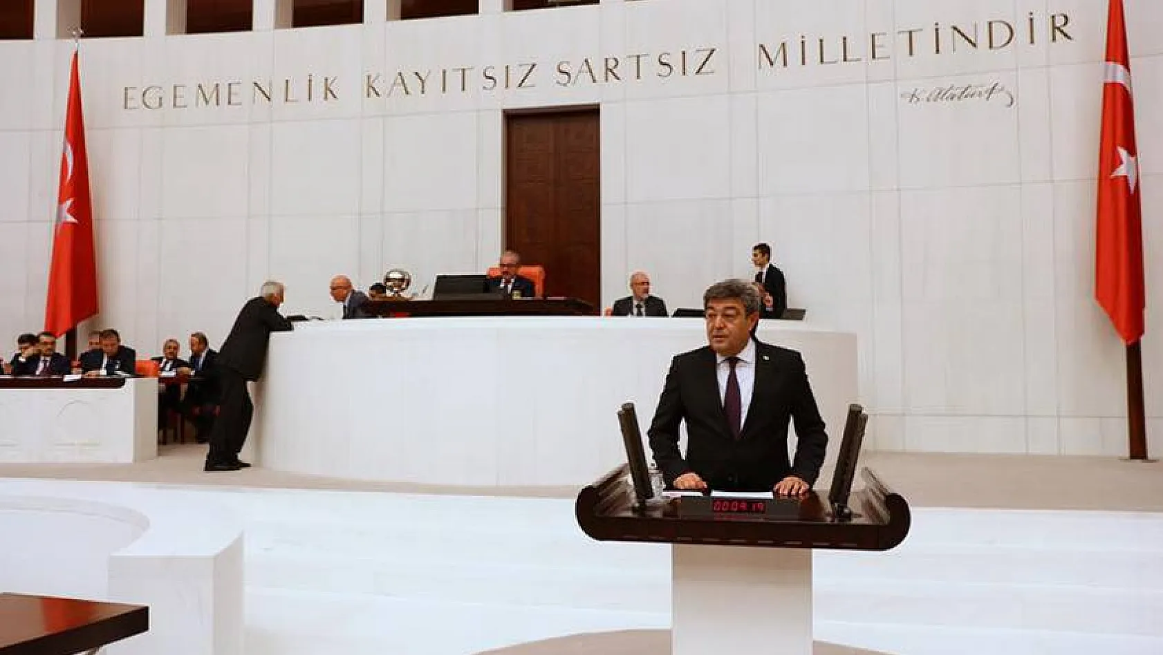  İYİ Parti Kayseri Milletvekili Dursun Ataş:SURİYELİLER DE İŞSİZLİK NEDENİ!
