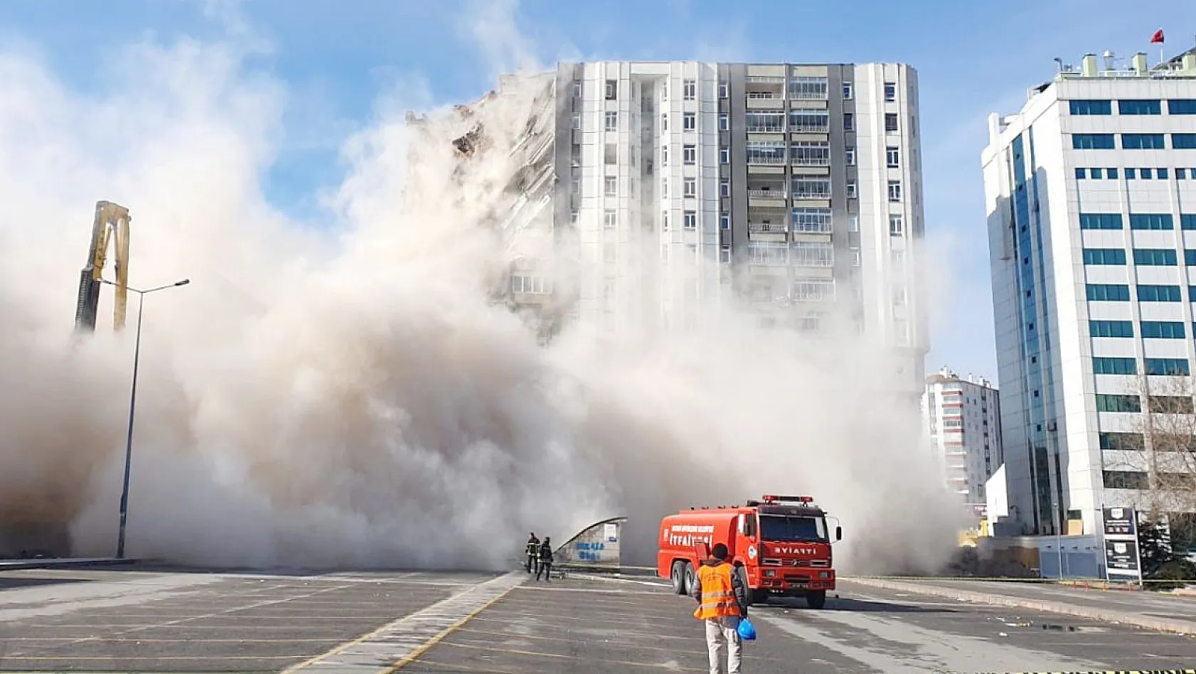 Kayseri'de 584 ağır hasarlı bina tespit edildi