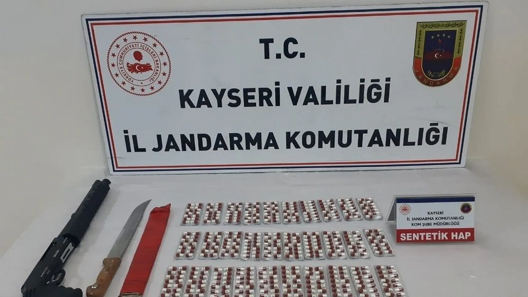 Kayseri'de 400 adet uyuşturucu hap ele geçirildi
