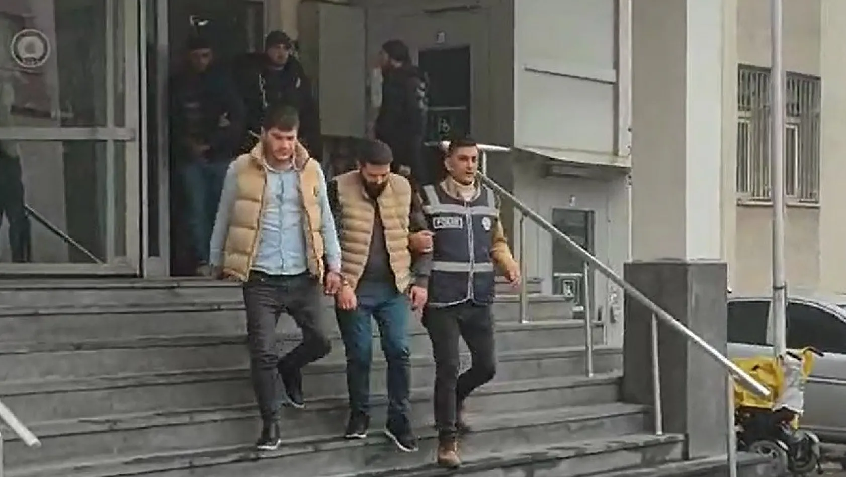 Kayseri'de kaçaklara aman yok! 40 kişi 24 saatte yakalandı!