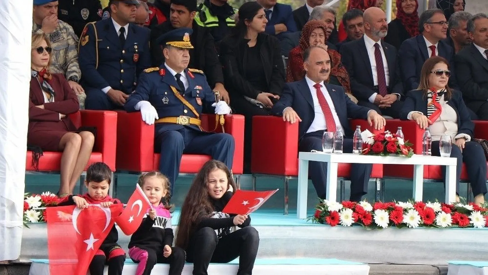 Kayseri'de 'Cumhuriyet' coşkusu