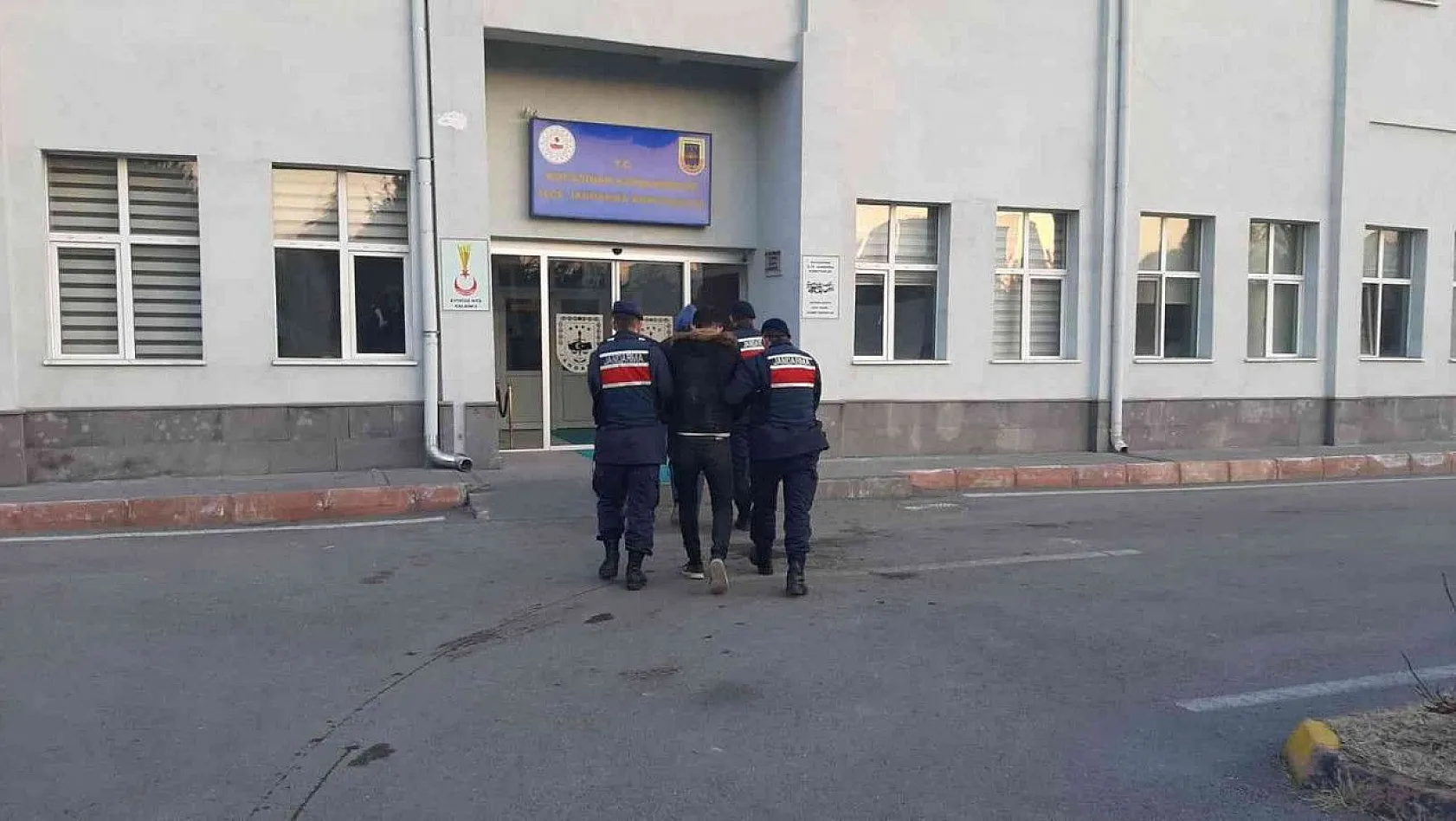 Kayseri'de DEAŞ operasyonu! 2 kişi yakalandı...