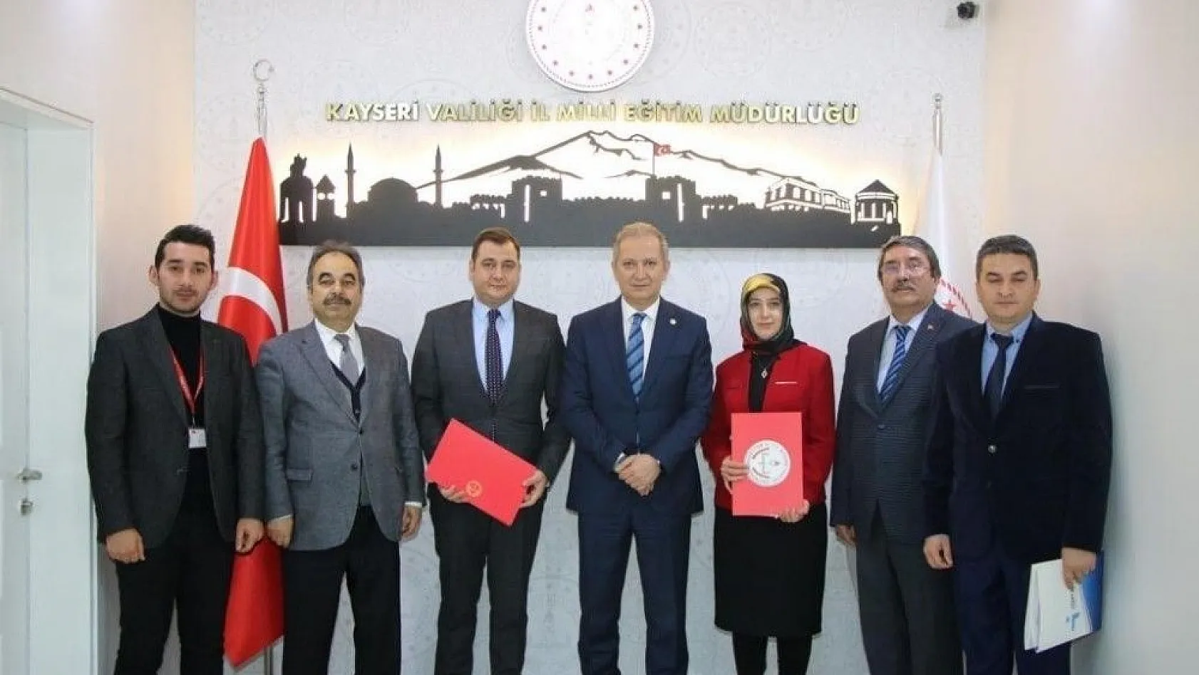 Kayseri'de dezavantajlı vatandaşlar için iş eğitimi protokolü imzalandı