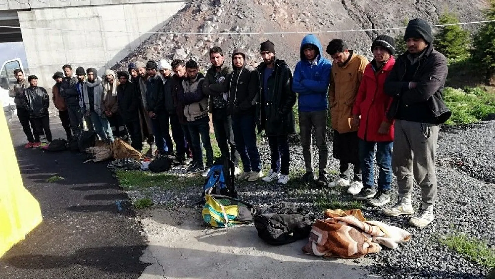 Kayseri'de 21 düzensiz göçmen yakalandı
