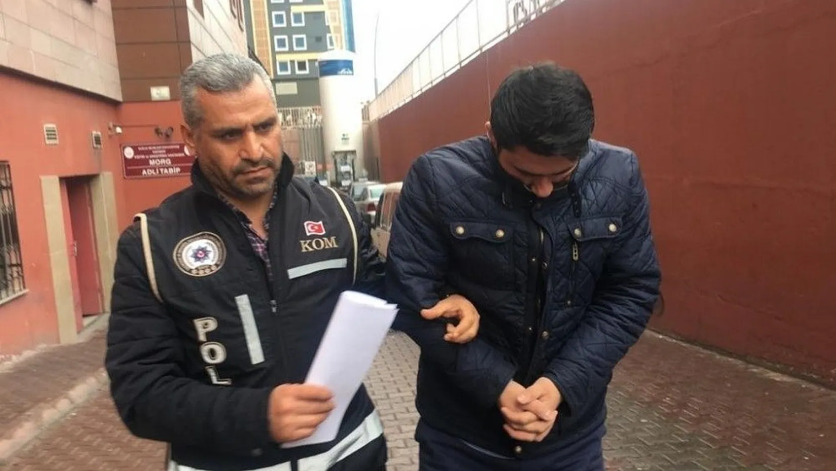 Kayseri'de FETÖ'nün finans yapılanmasına operasyon: 1 gözaltı
