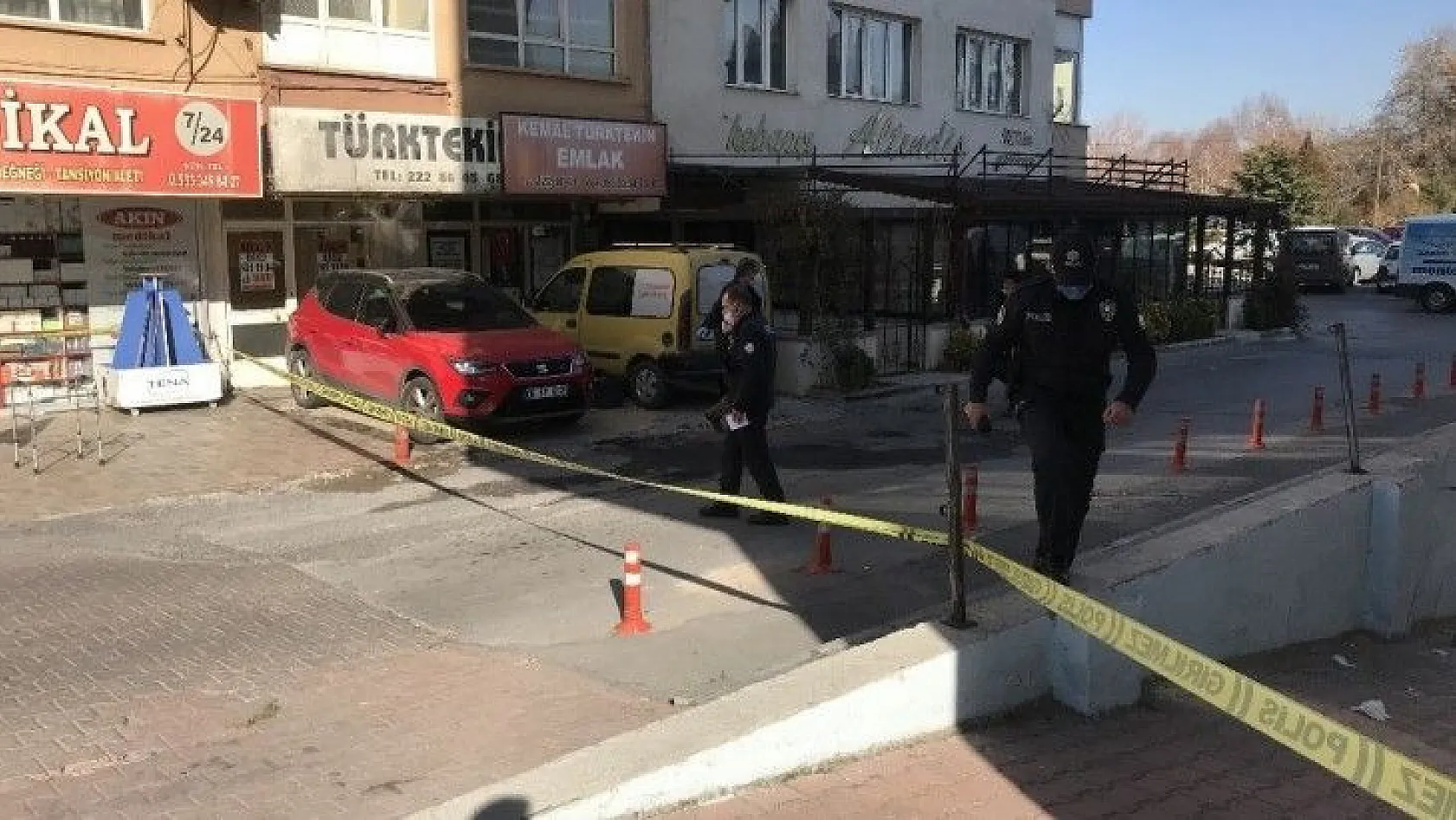 Kayseri'de otopark yüzünden çıkan silahlı kavgada 2 kişi yaralandı