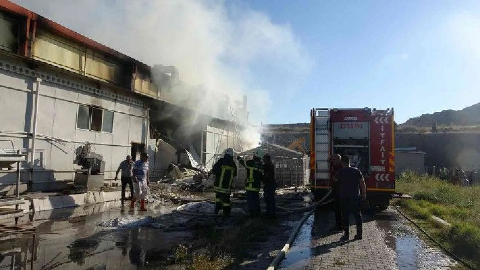 Flaş! Kayseri'de sucuk üretim fabrikasında yangın