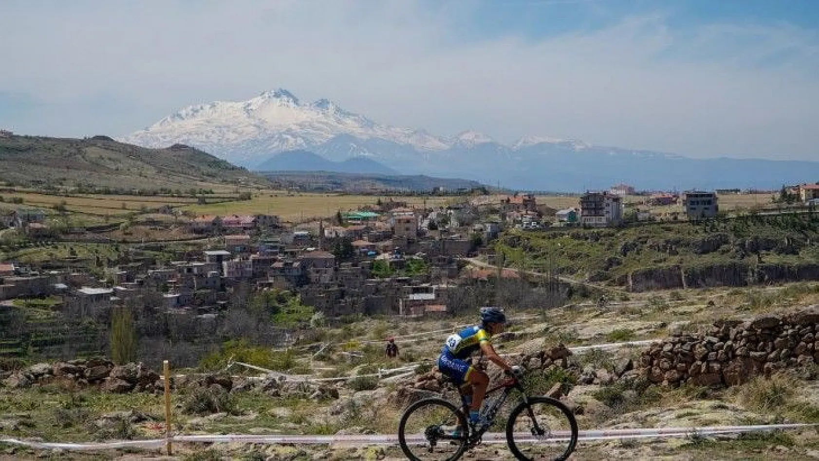 Kayseri'de Uluslararası Dağ Bisikleti Yarışları Heyecanı