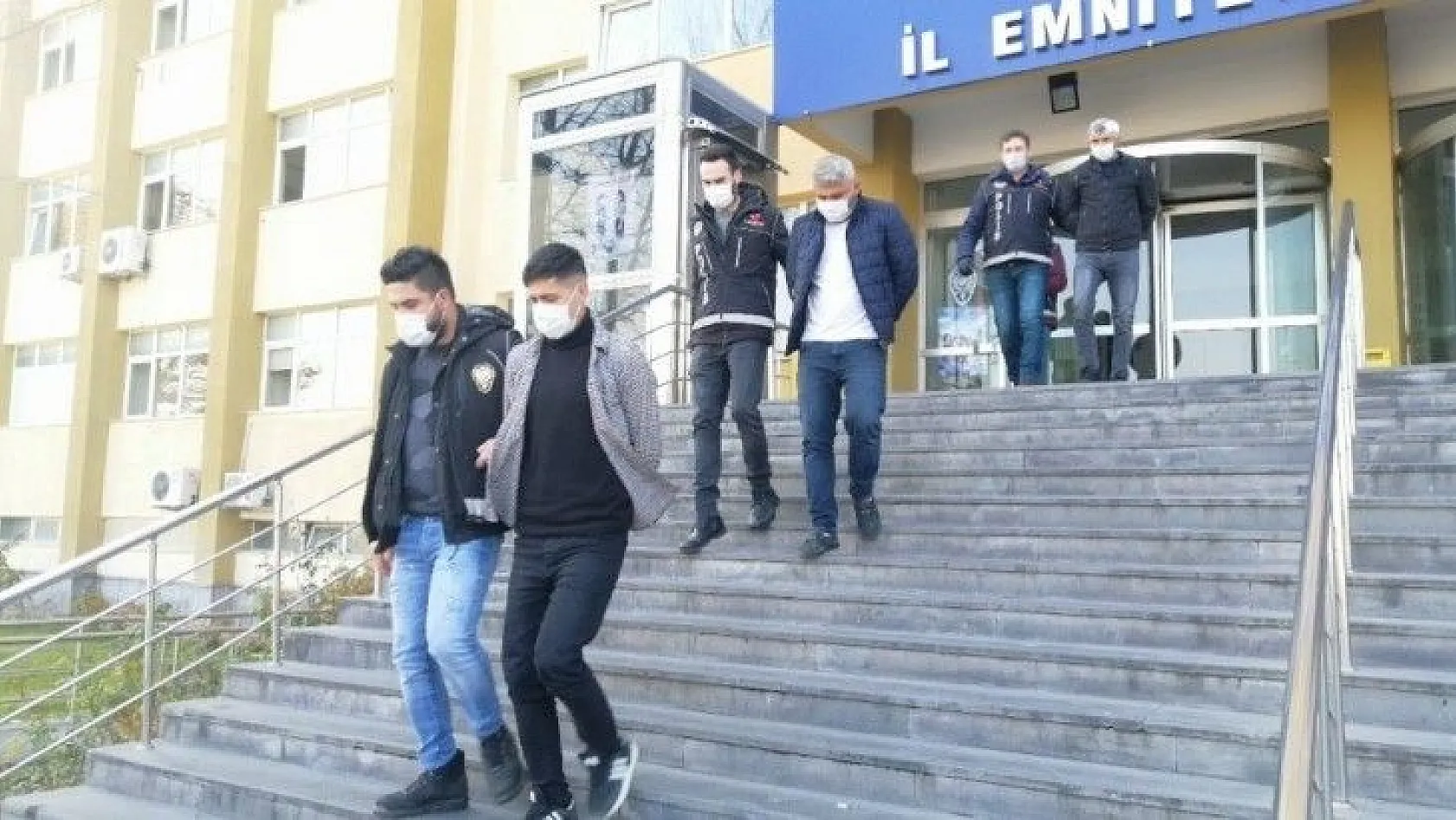 Kayseri'de uyuşturucu operasyonu: 4 gözaltı