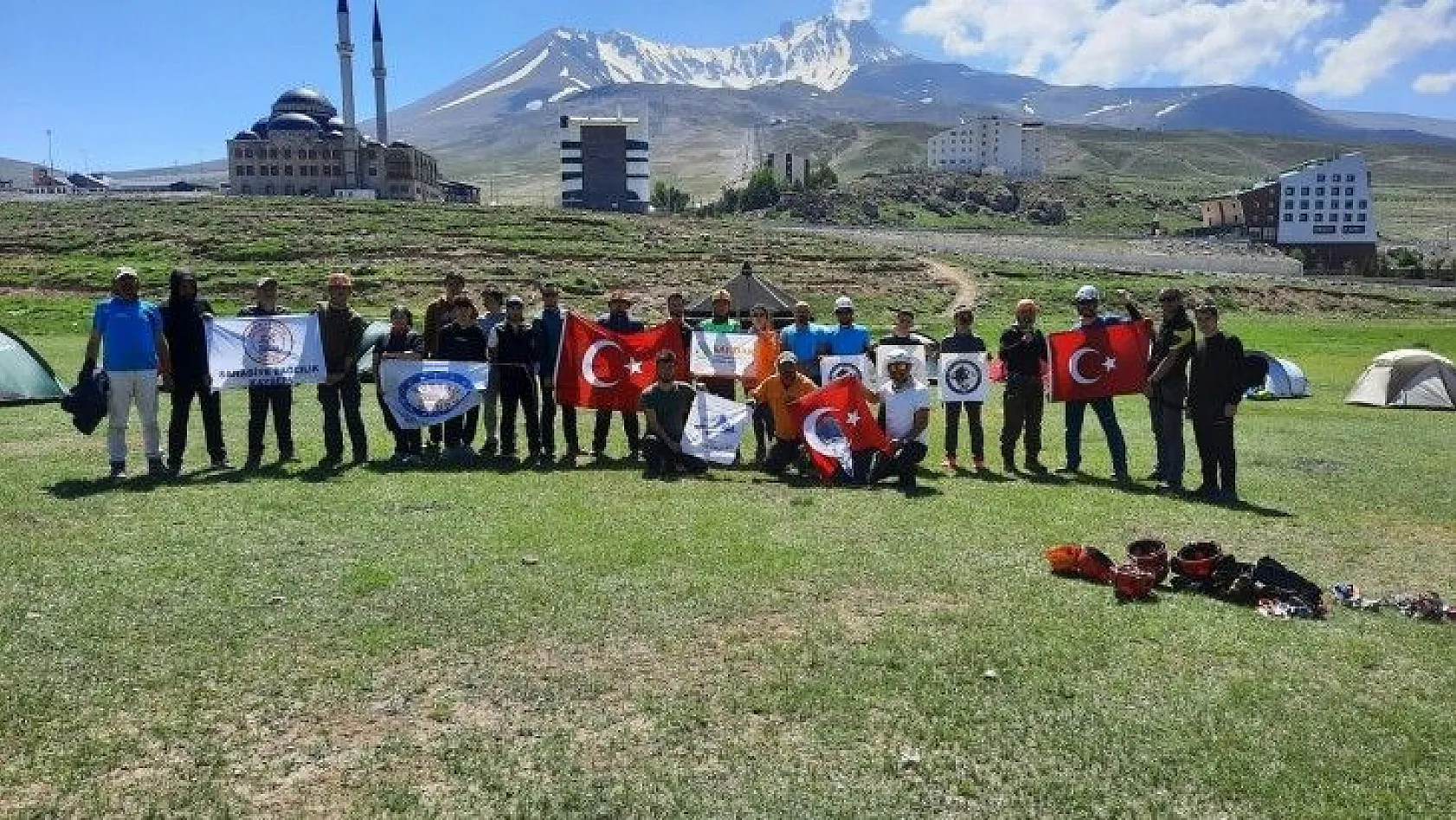 Kayseri'de Yaz Dağcılık Eğitim Kursu sona erdi
