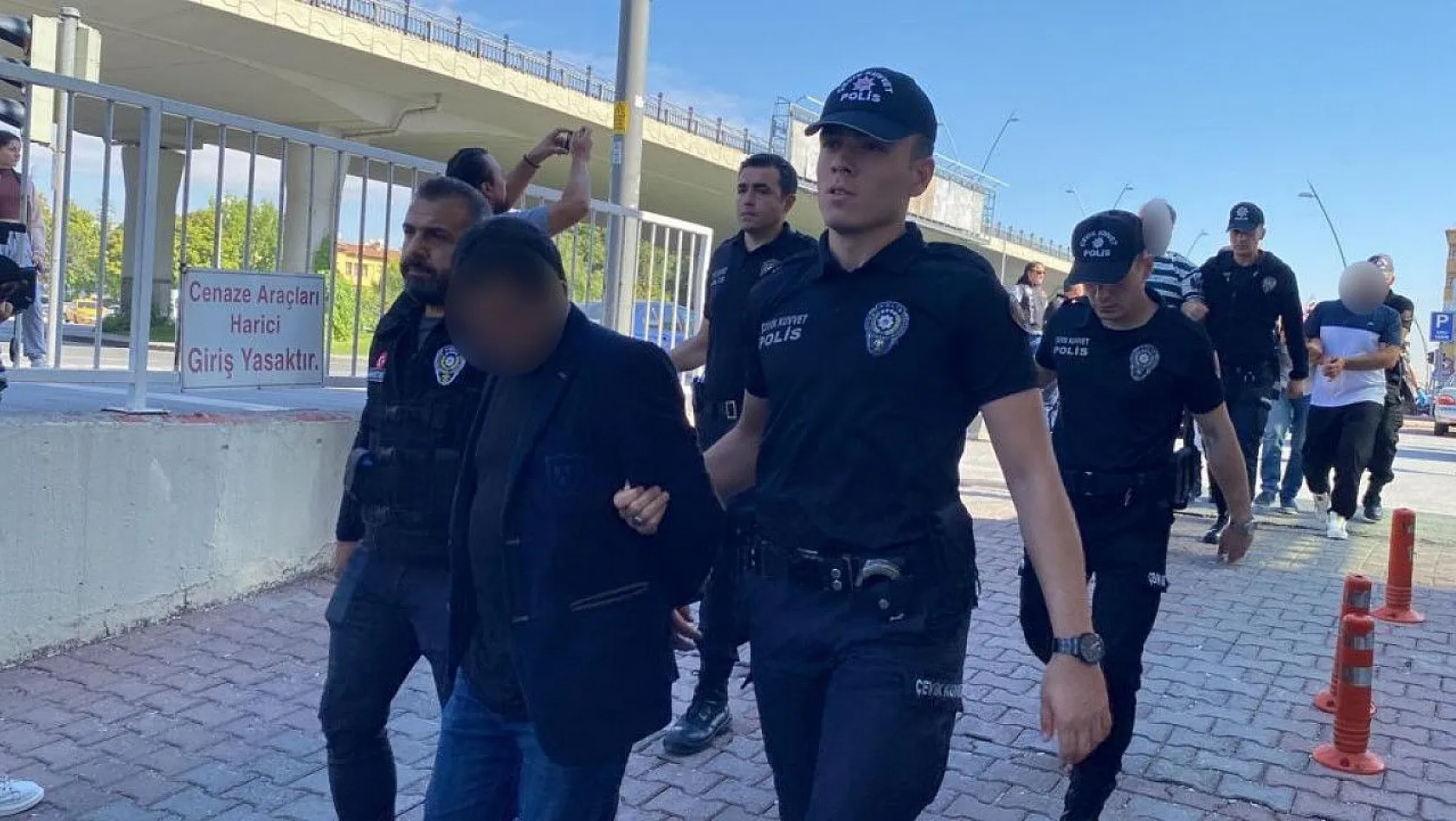 Kayseri'deki 'kökünü kurutma' operasyonunda 10 tutukla