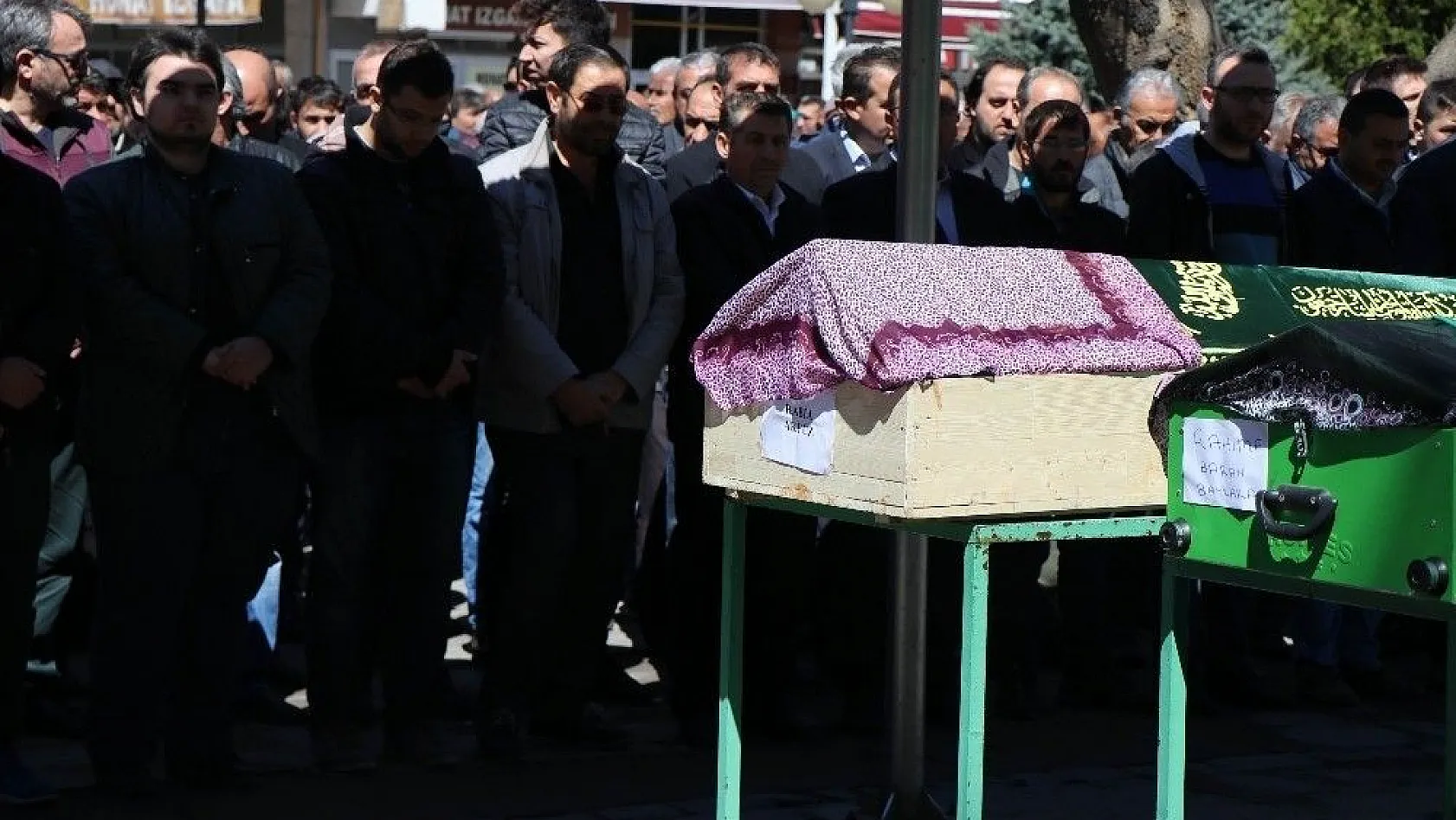 Kayseri'deki kazada hayatını kaybeden kadın toprağa verildi
