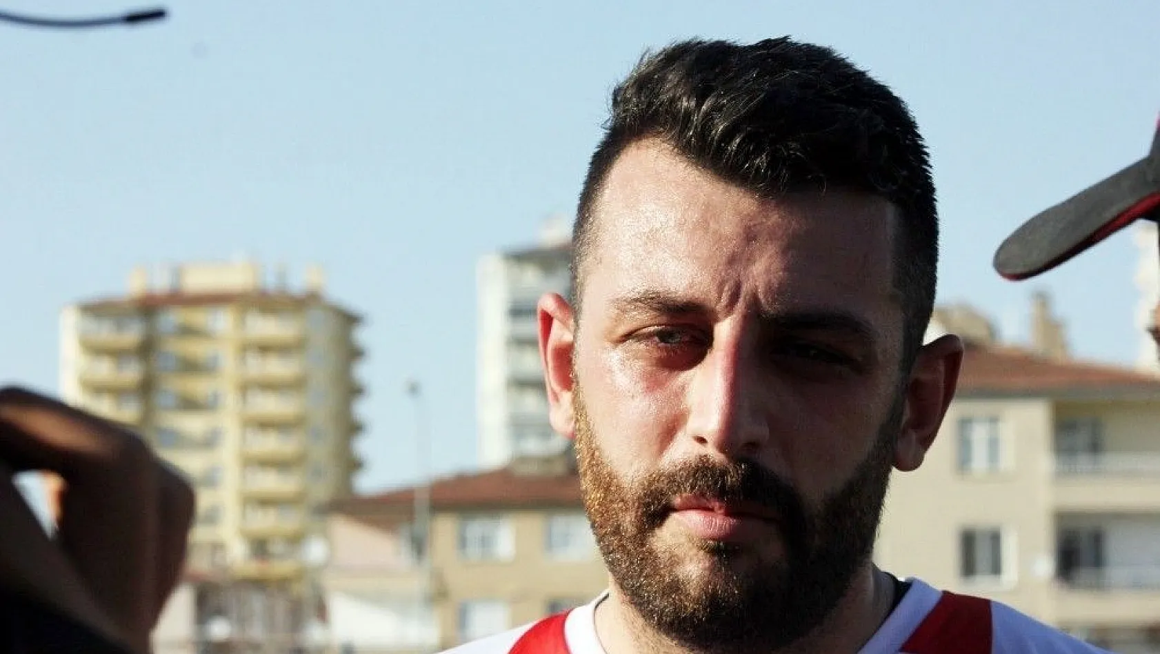 Kayseri Gençlerbirliği futbolcusu Ozan Kaan Özdemir:
