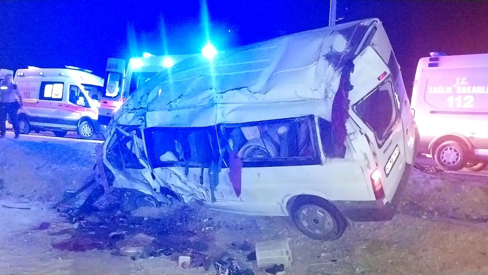 Kayseri-Niğde kara yolunda kaza: 8 yaralı!