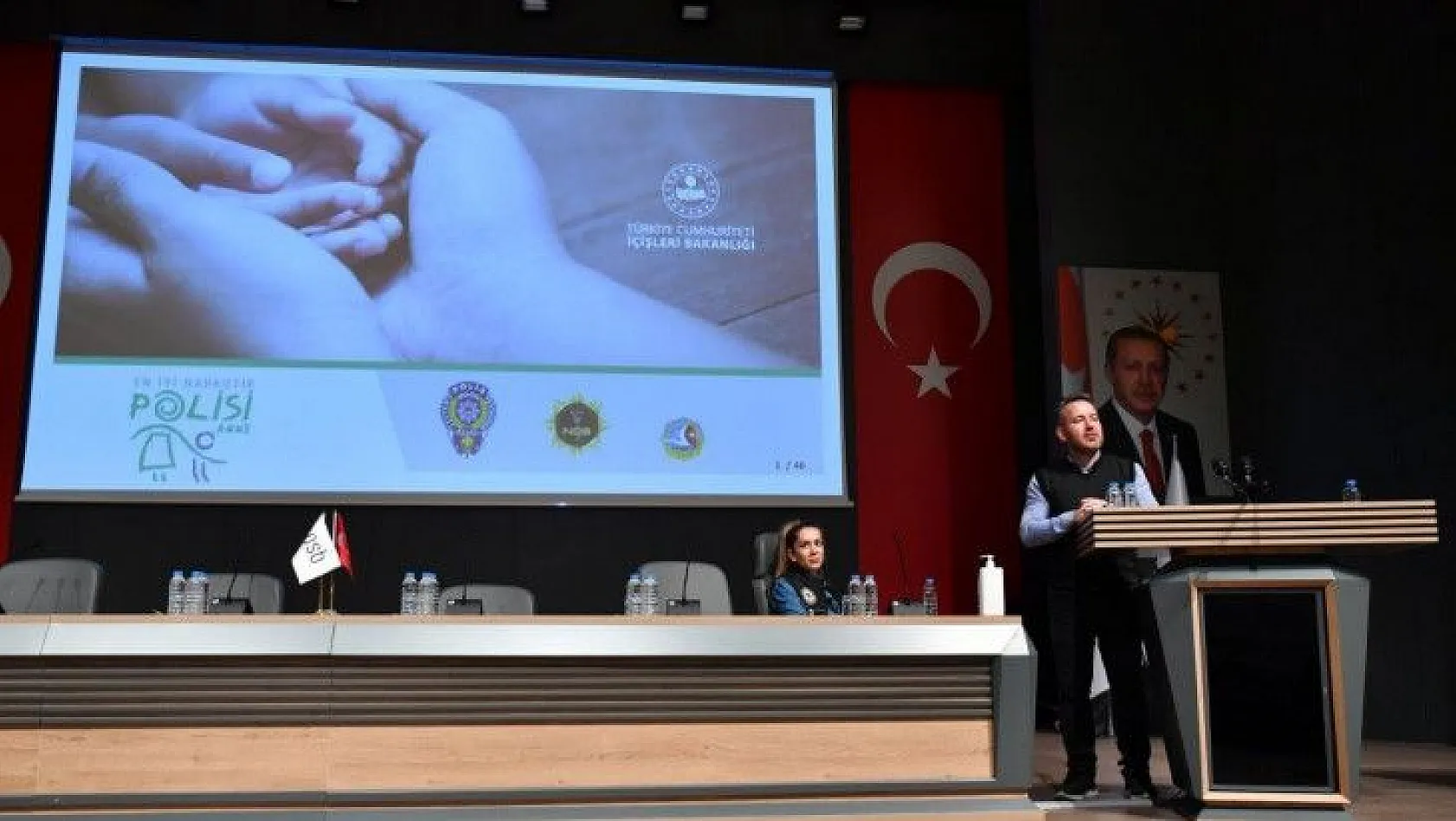 Kayseri OSB'de 'En İyi Narkotik Polisi Anne' Semineri