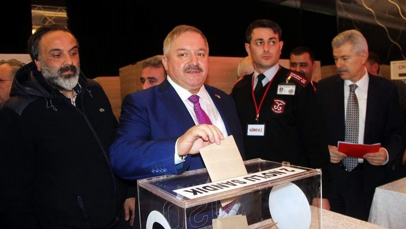 Kayseri OSB'de Başkan Nursaçan Güven Tazeledi