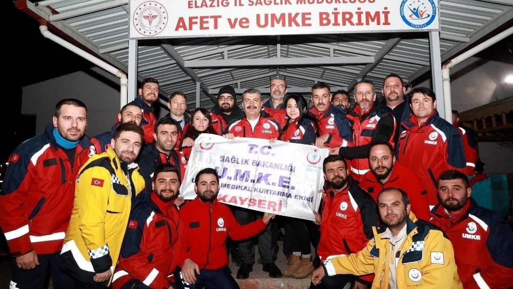 Kayseri Sağlık Ekibi Deprem Bölgesinde Canlara Dokunmayı Başardı
