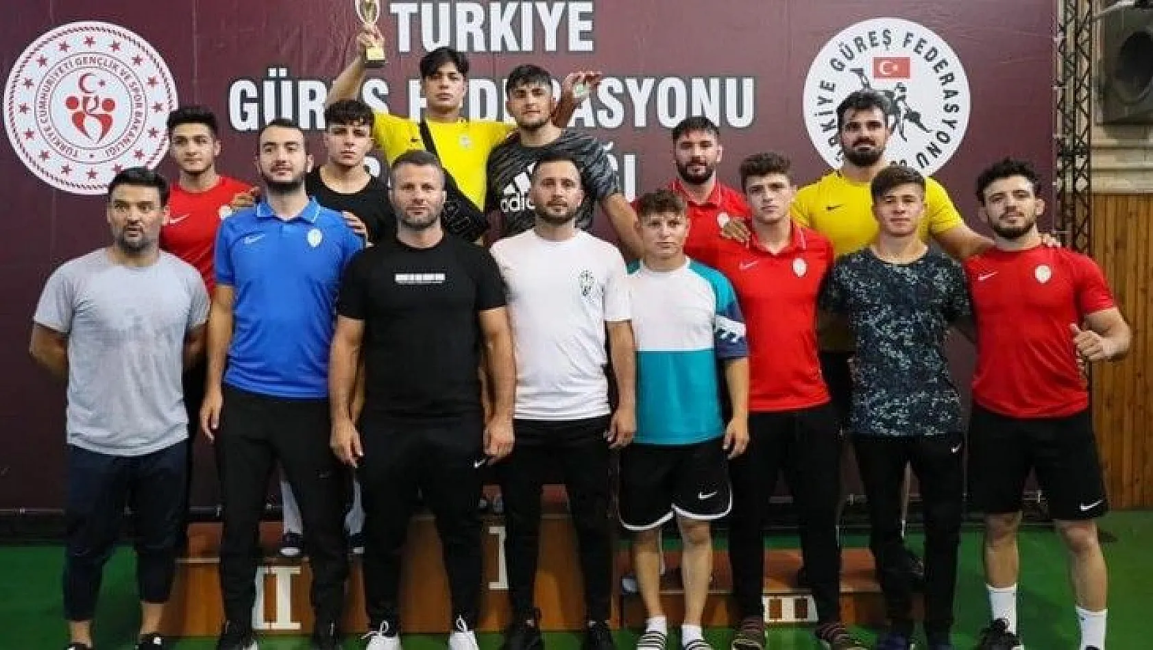 Kayseri Şekerspor Serbest Stil 2. Lig müsabakalarında üçüncü oldu