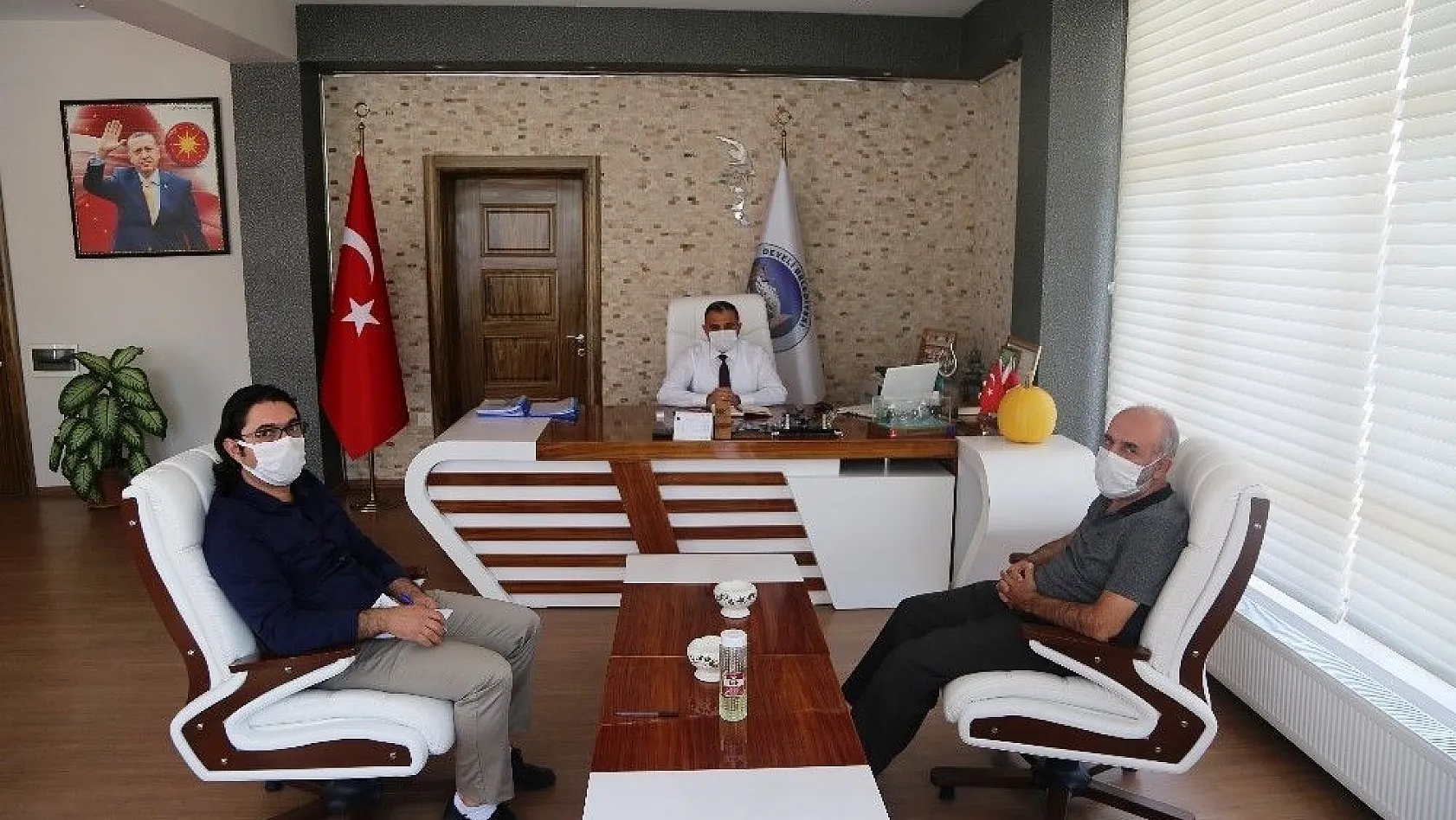 Kayseri Üniversitesi hocalarından Başkan Mehmet Cabbar'a teşekkür ziyareti