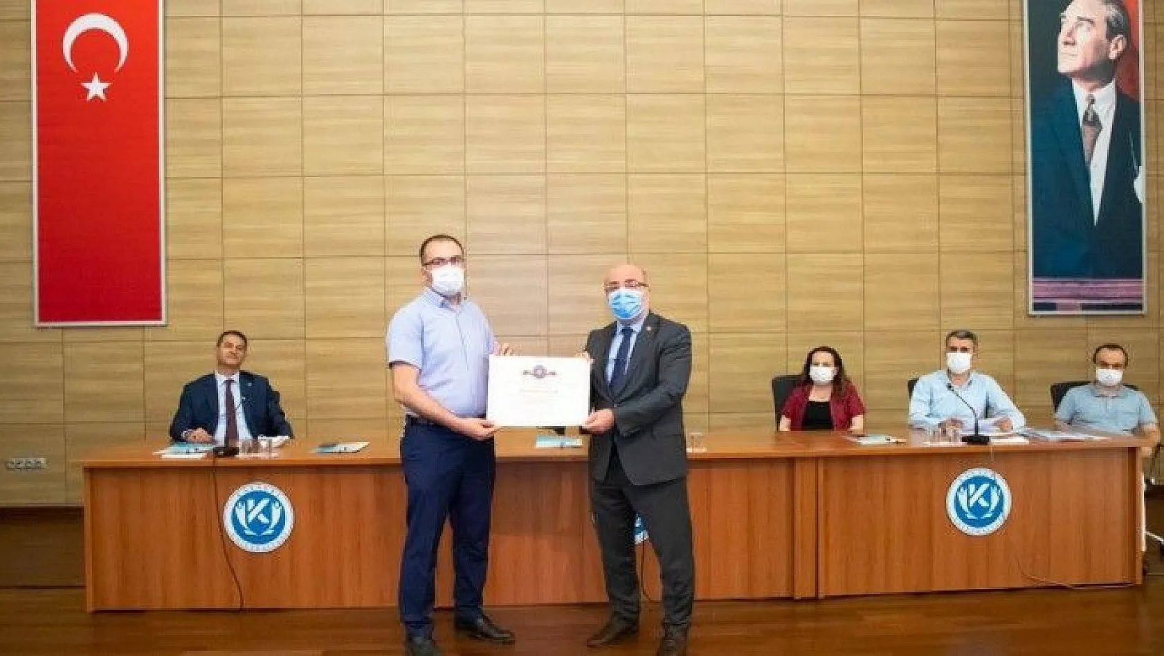 Kayseri Üniversitesi'ne  'Turuncu Bayrak' ödülü