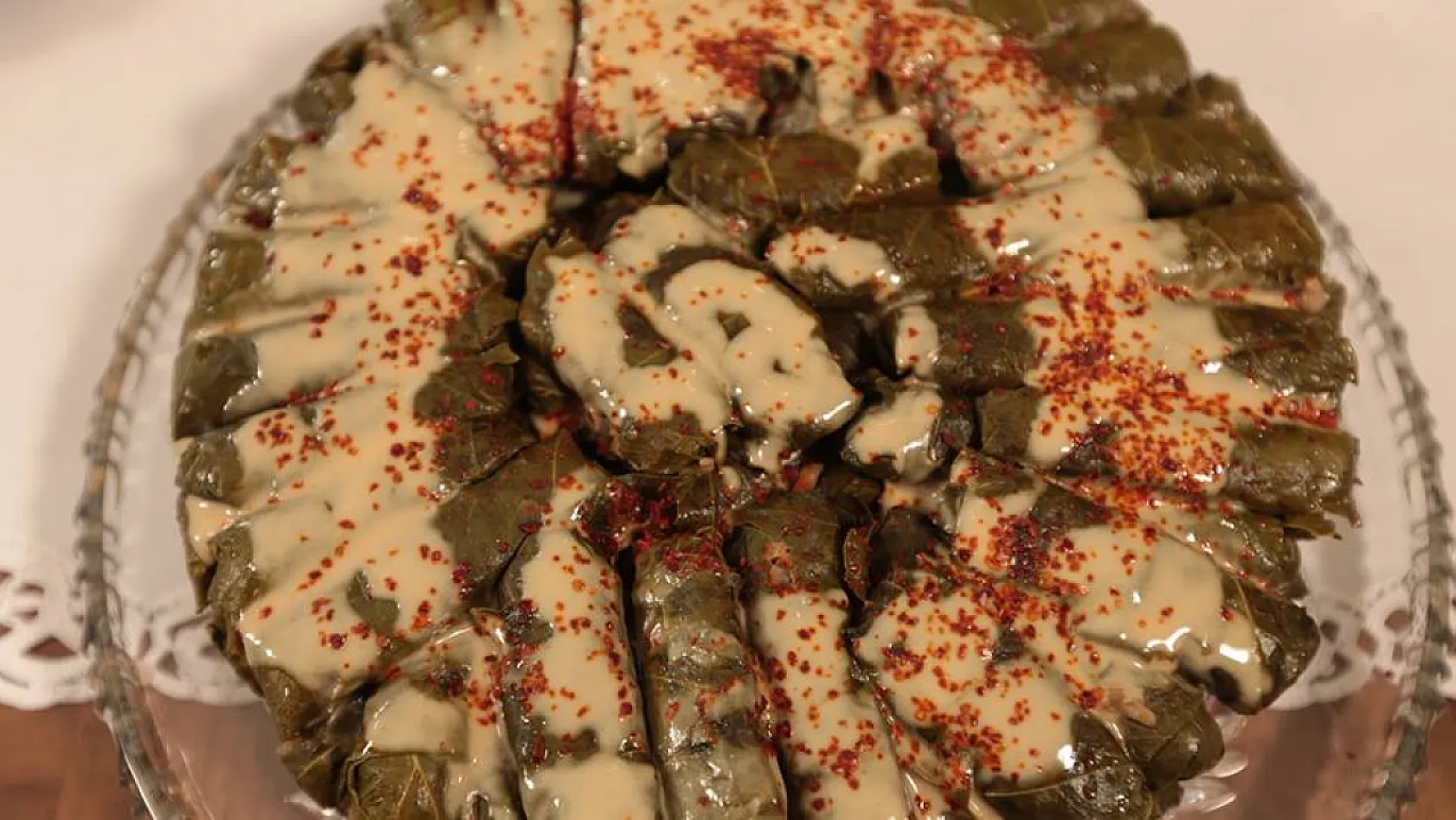 Kayseri'ye özgü enfes lezzet: Ayvalı tahinli yaprak sarması!