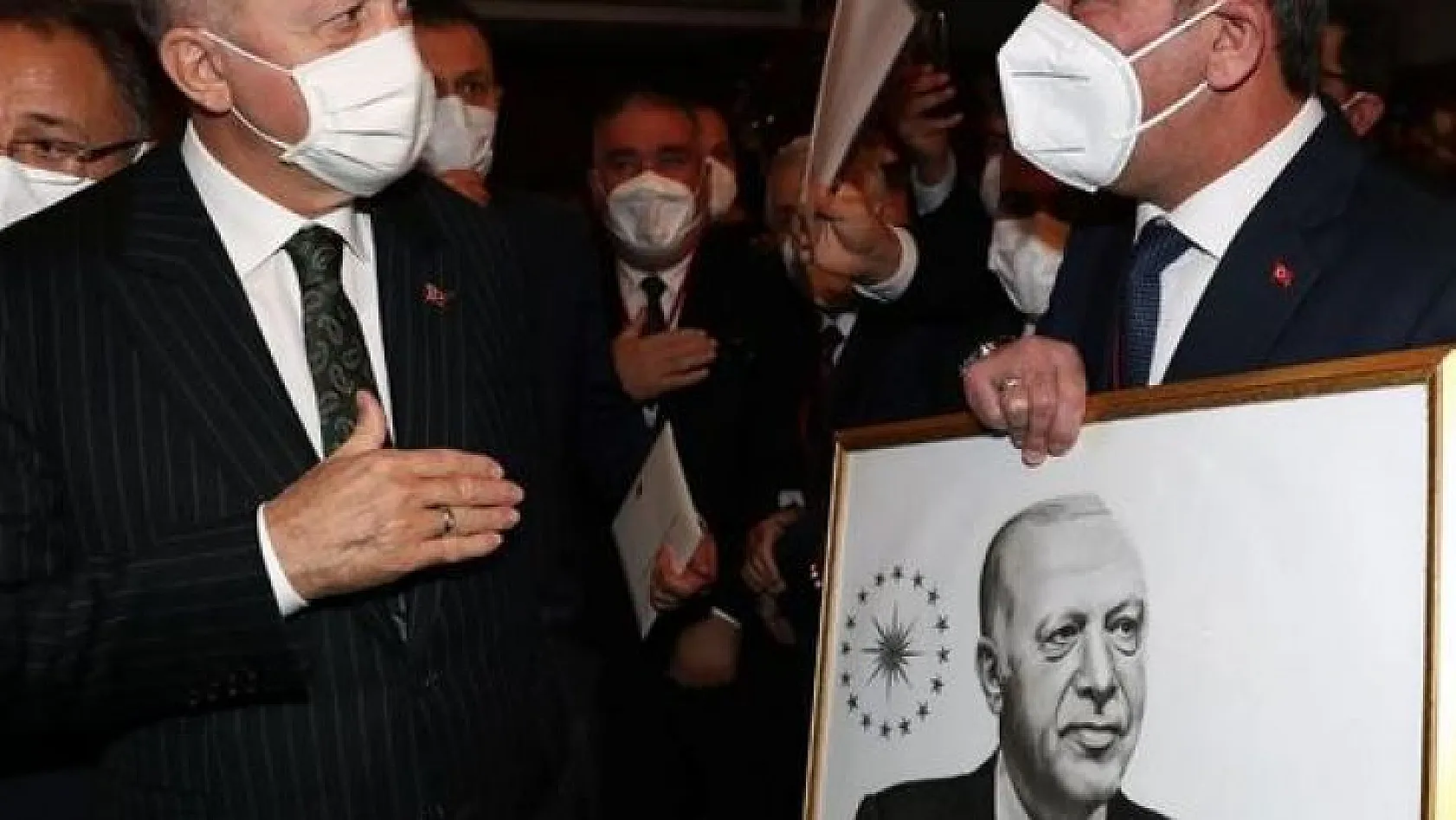 Kayserili Başkan, Cumhurbaşkanı Erdoğan'a ne hediye etti?