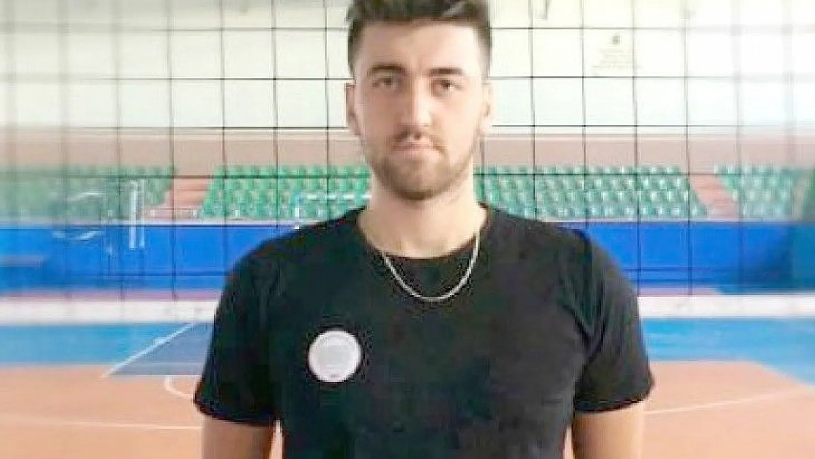 Genç Voleybolcu Diyarbakır'a transfer oldu
