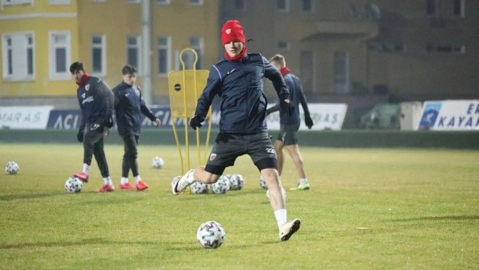 Kayserispor, Antalyaspor maçı hazırlıklarına başladı