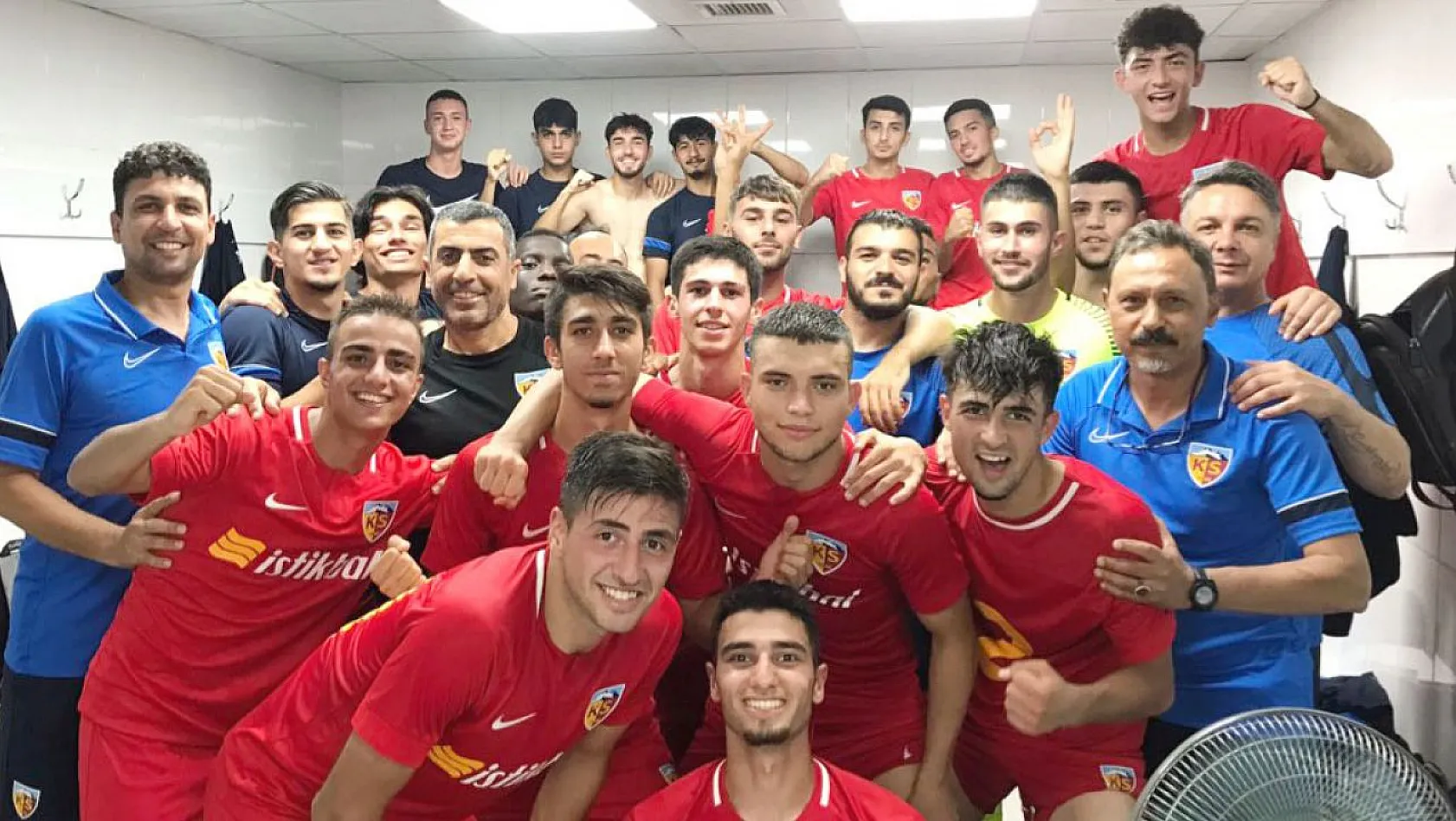Kayserispor Beşiktaş'ı devirdi