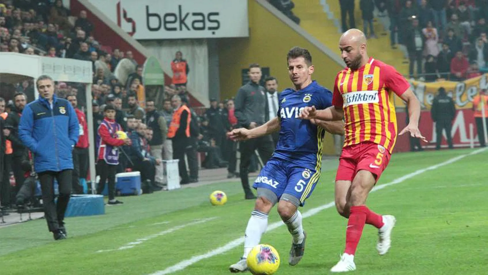 Kayserispor  - Fenerbahçe maçının tarihi belli oldu