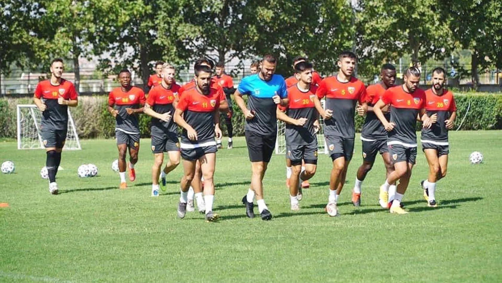 Kayserispor 8 futbolcuya lisans çıkaramadı