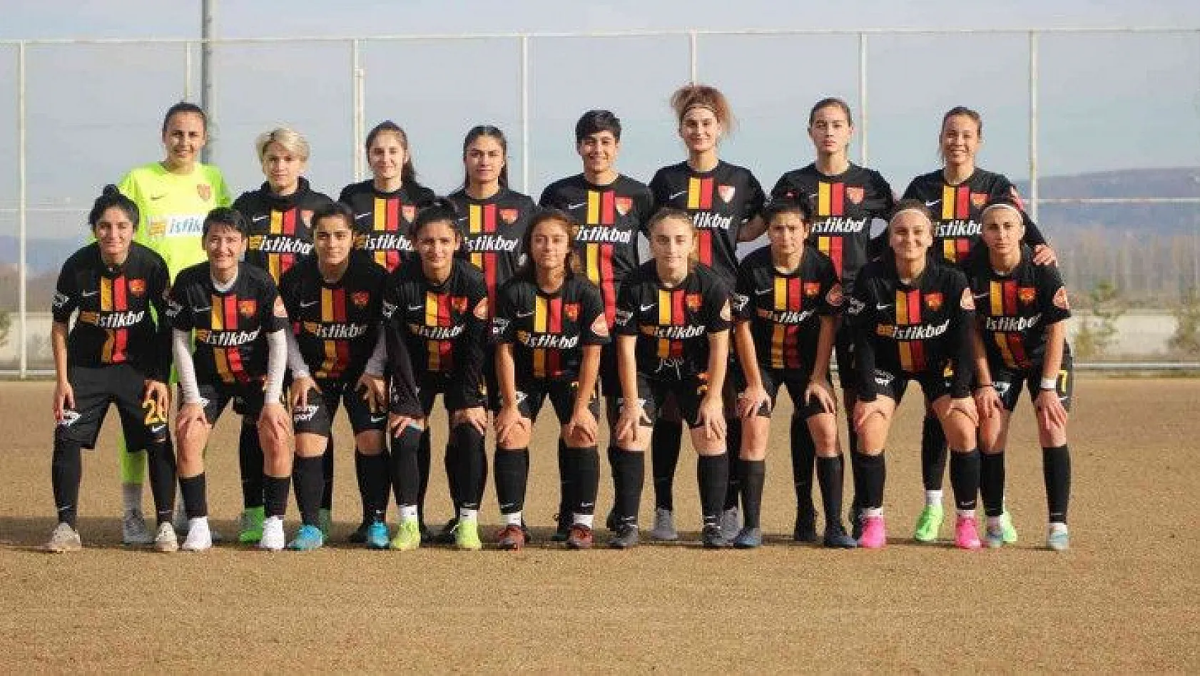 Kayserispor Kadın Futbol takımı ilk maçına çıkıyor
