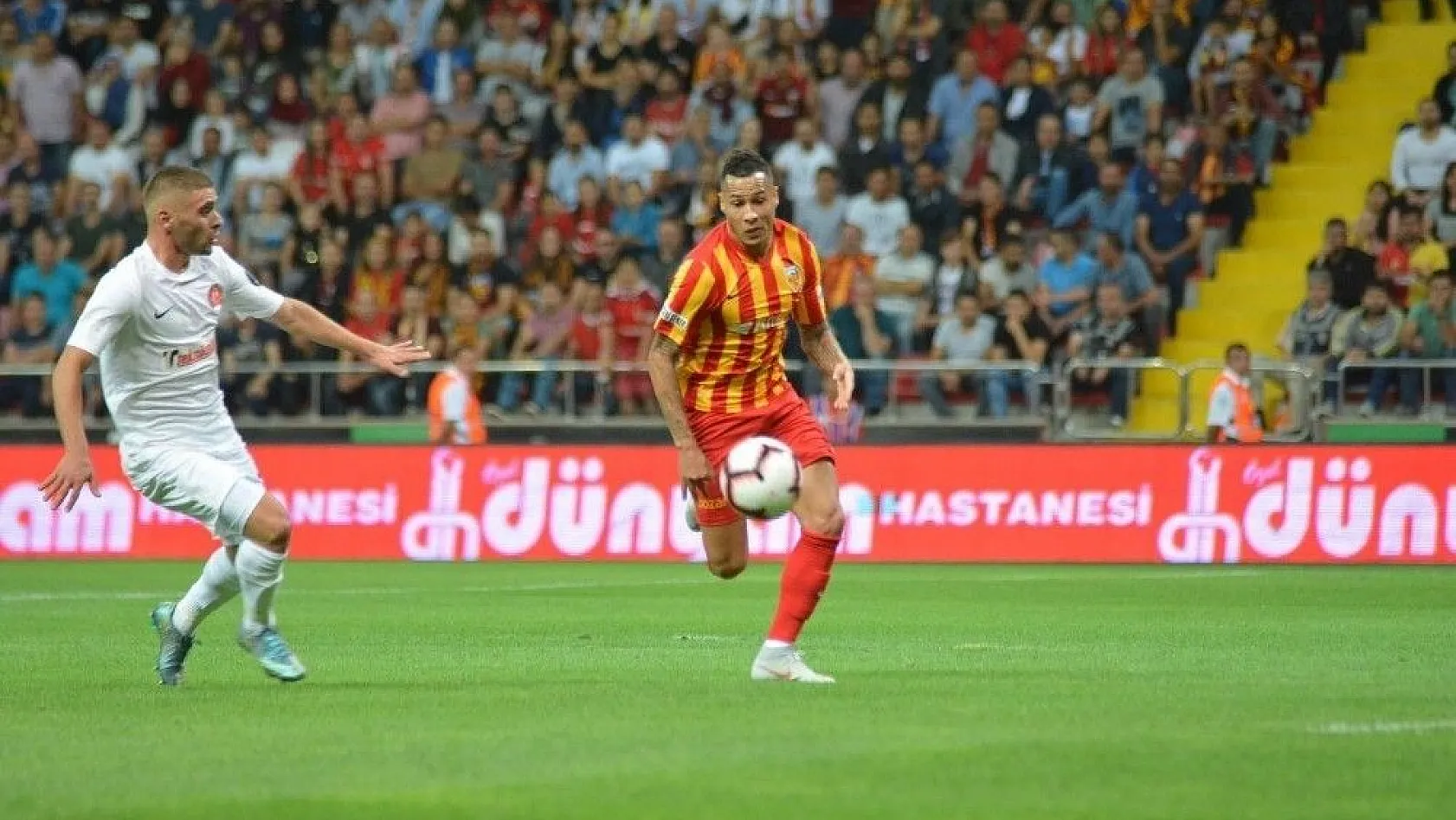 Kayserispor'un ilk golü Chery'den