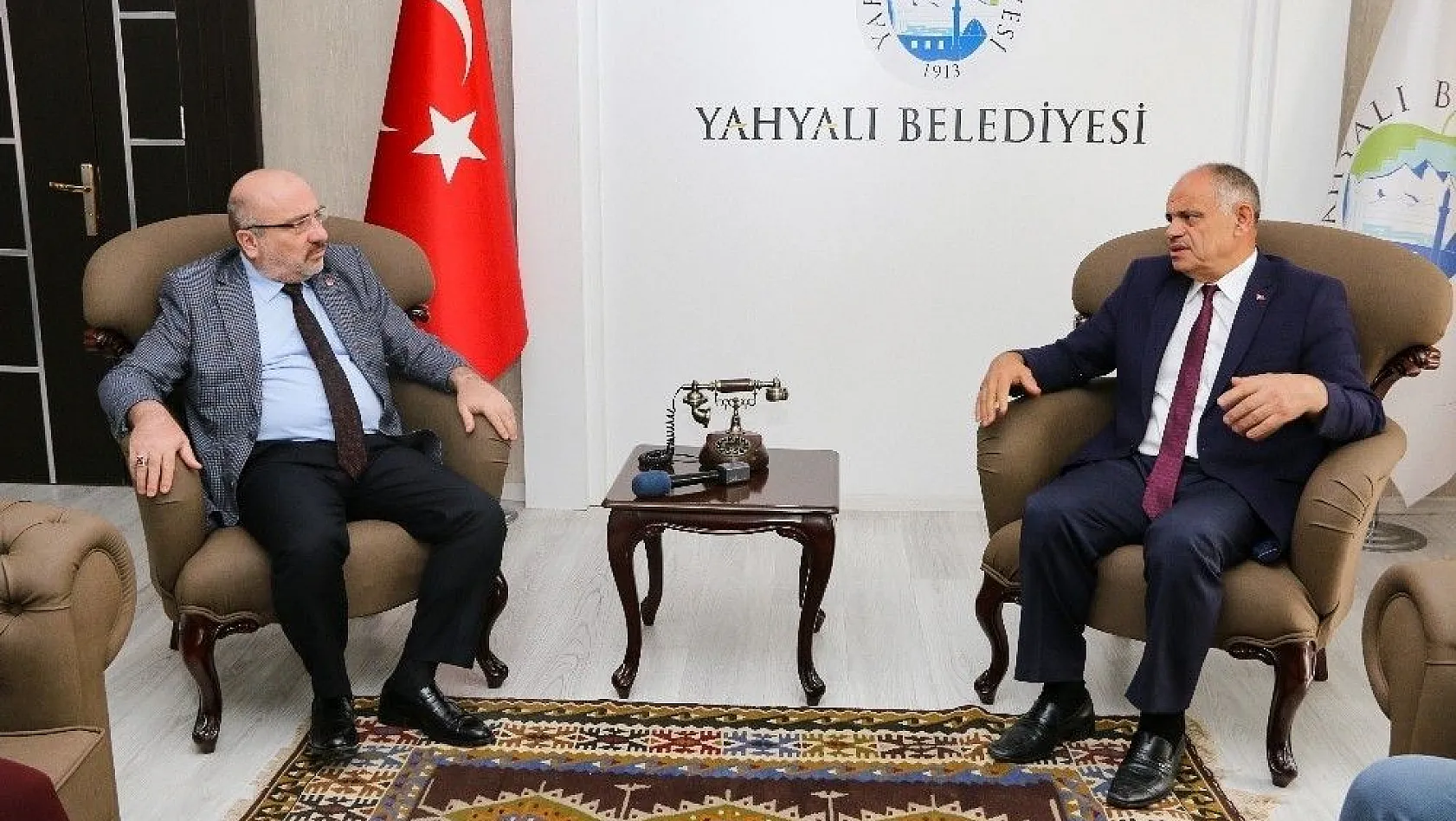 KAYÜ Rektörü Karamustafa'dan Başkan Öztürk'e  Ziyaret
