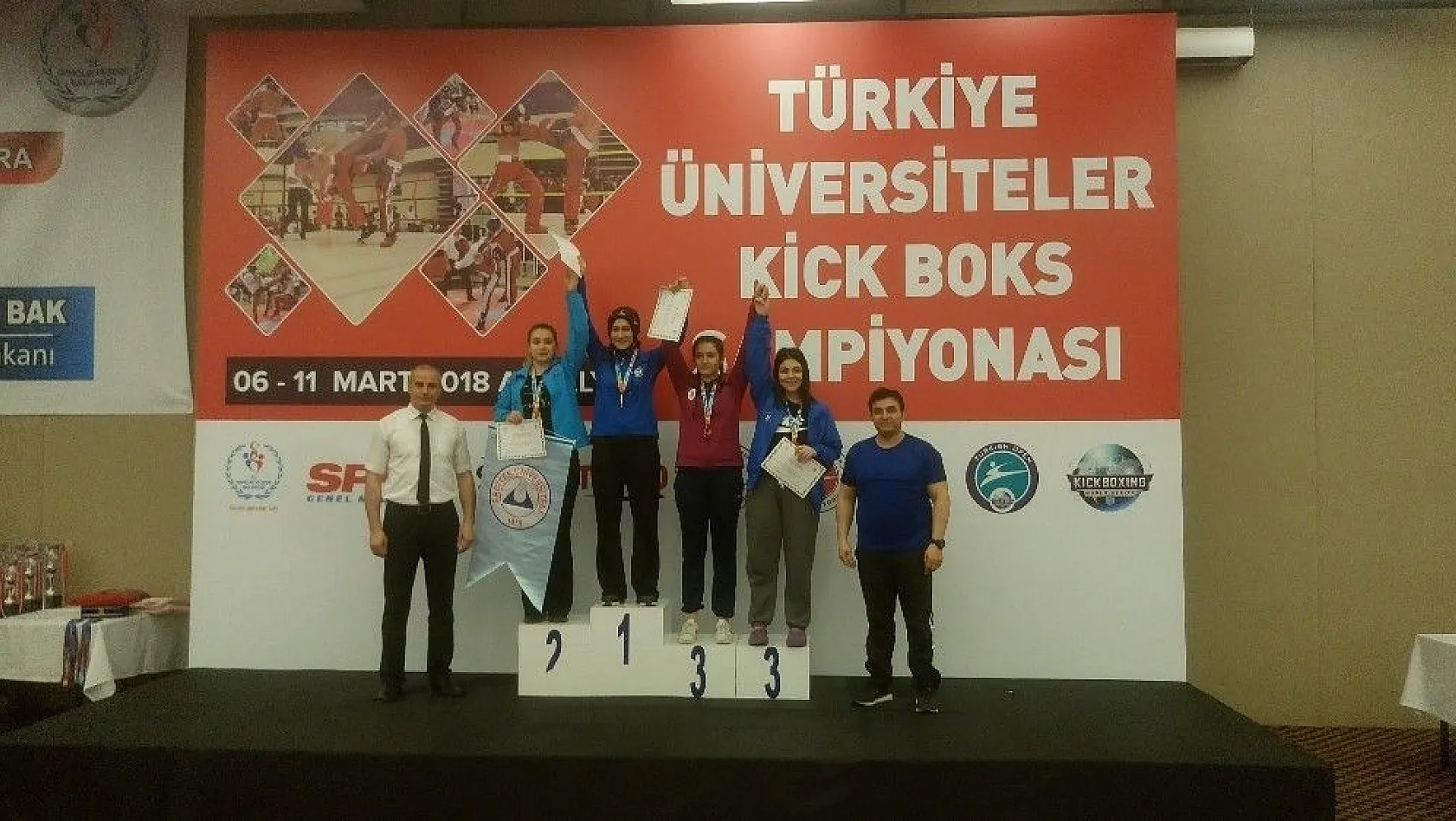 Kick Boks'ta ERÜ'lü Sporcuların Başarısı