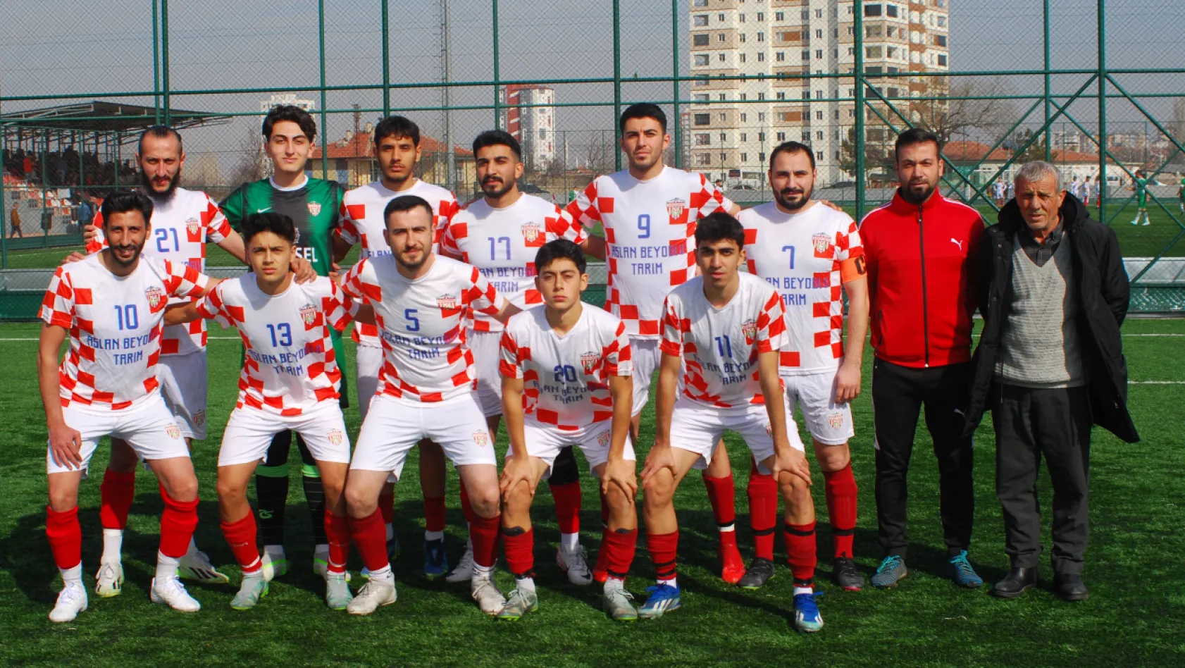Kılıçaslan Yıldızspor'u 2-1 yenerek üç puanı kaptı
