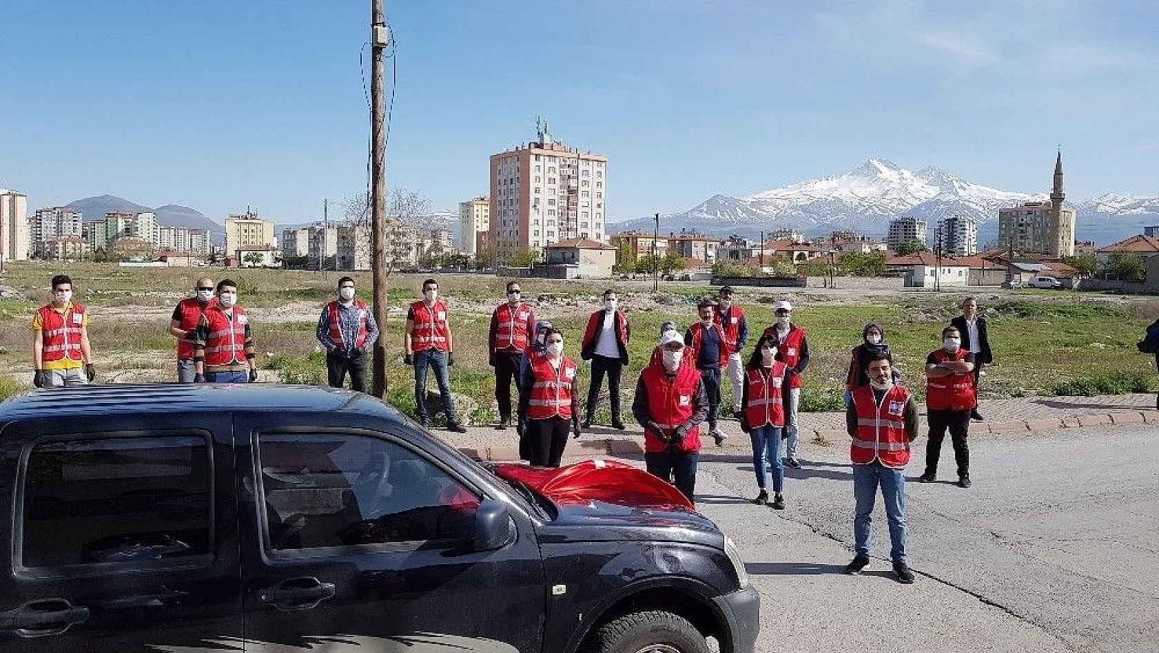 Kızılay, Kayseri'de her gün 4 bin kişiye yemek dağıtıyor