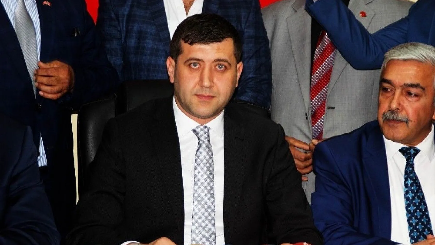 MHP İl Başkanı Baki Ersoy adaylığını açıkladı