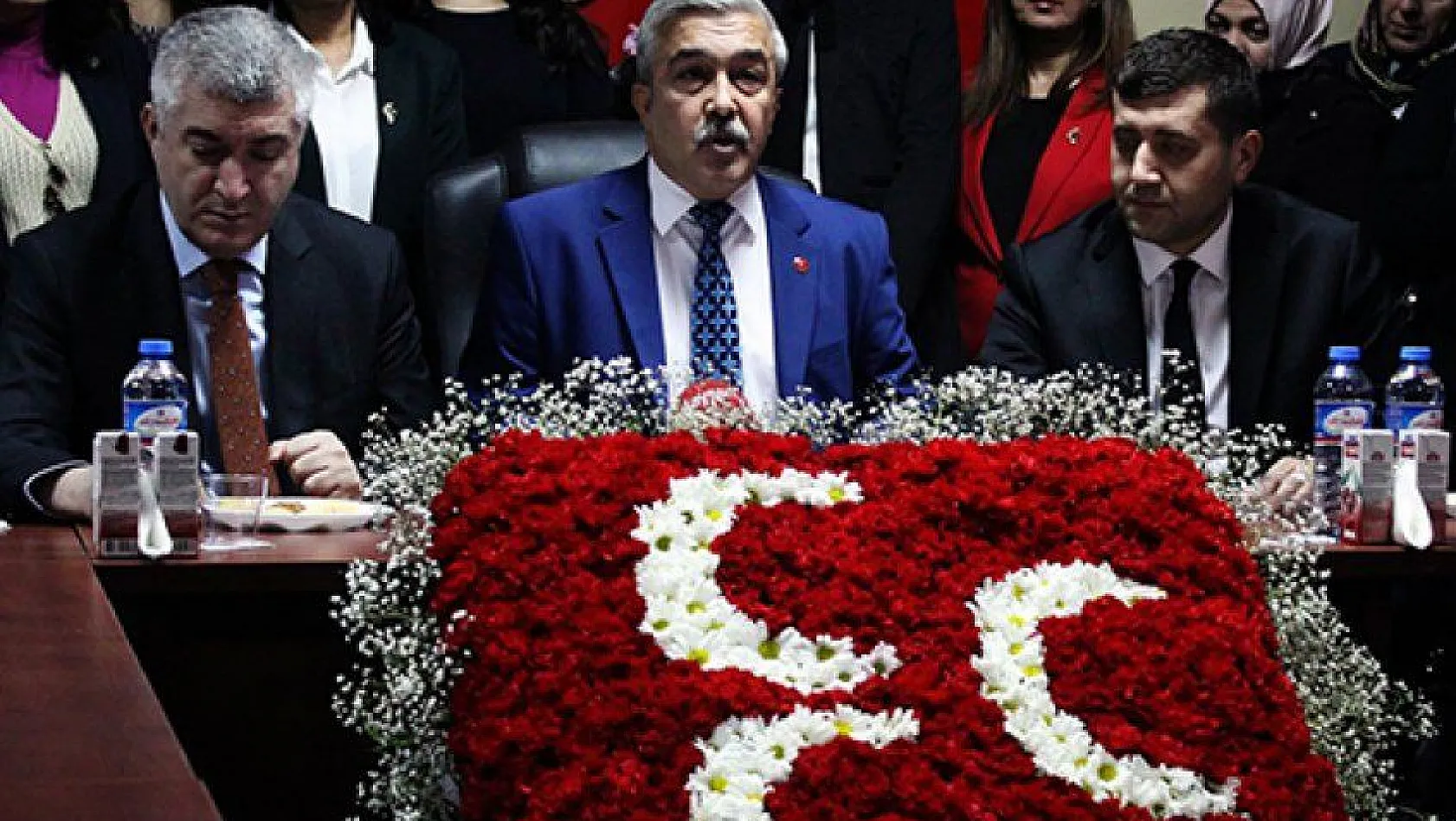 MHP Melikgazi İlçe Başkanı Ertuğrul Yücebaş yeniden adaylığını açıkladı