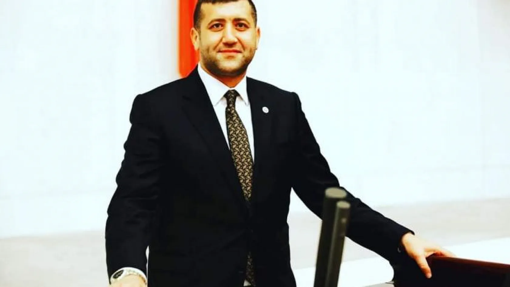 MHP Milletvekili Baki Ersoy partisinden istifa etti