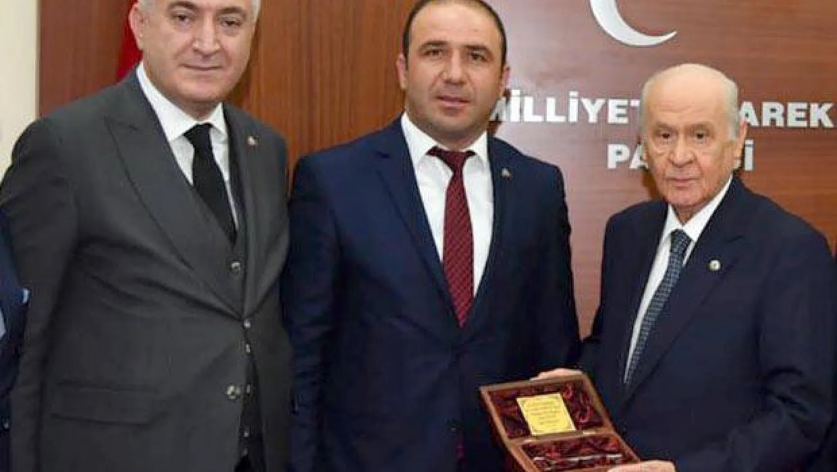 MHP Pınarbaşı ilçe başkanı görevden alındı: Hainlerle bir araya gelmediğim için…