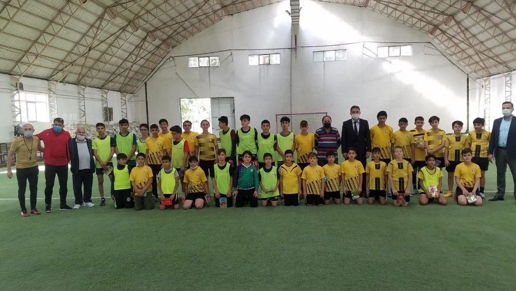 Önal'dan Kocasinan Şimşek futbol okuluna ziyaret
