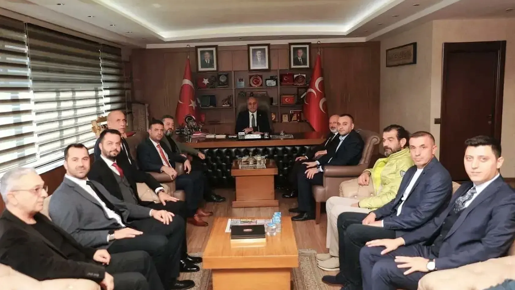 O toplantının ardından AK Parti'den MHP'ye dikkat çeken ziyaret